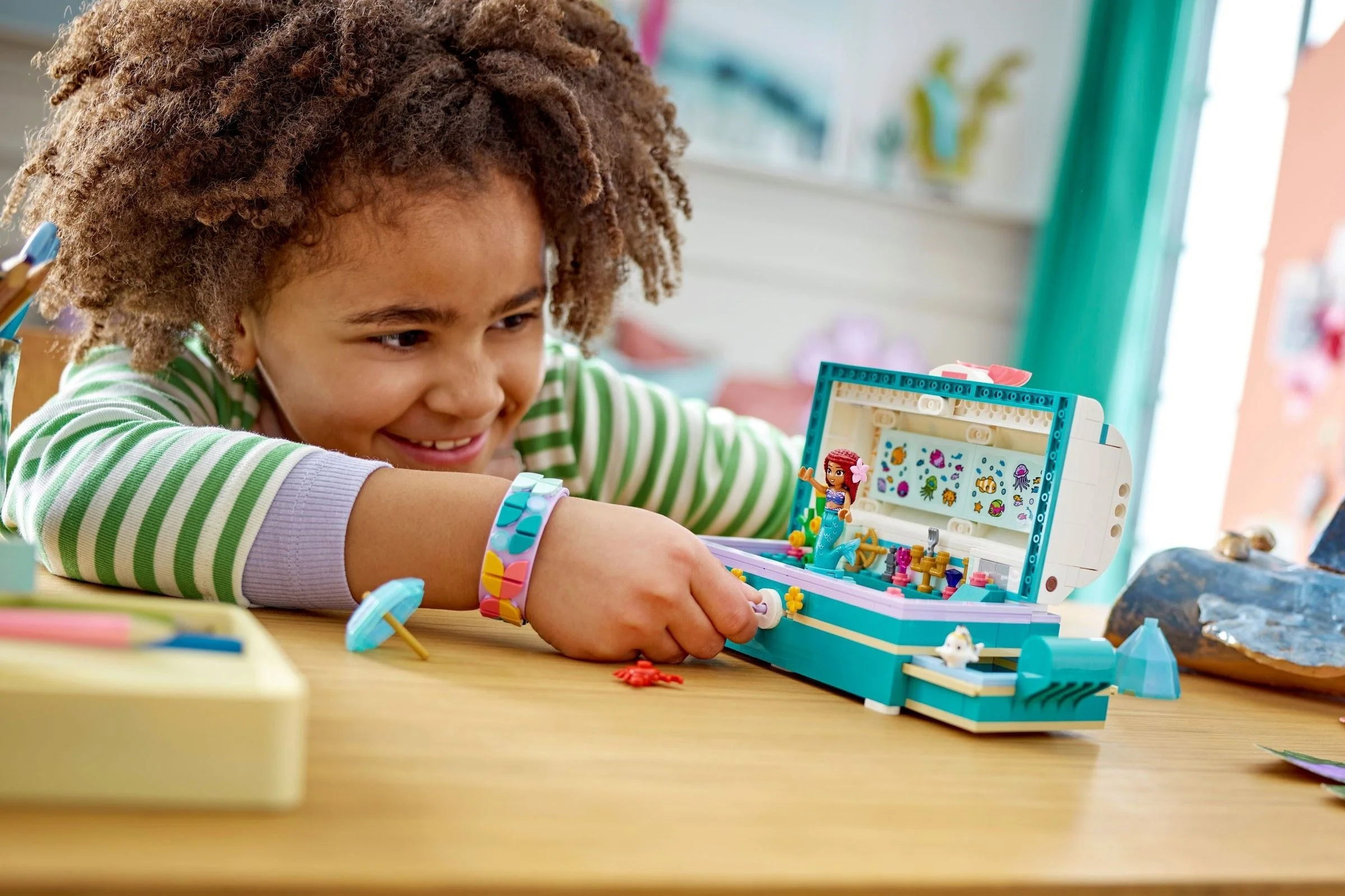 LEGO® 43229 LEGO Disney Princess Skrzynia ze skarbami Arielki - zdjęcie 9