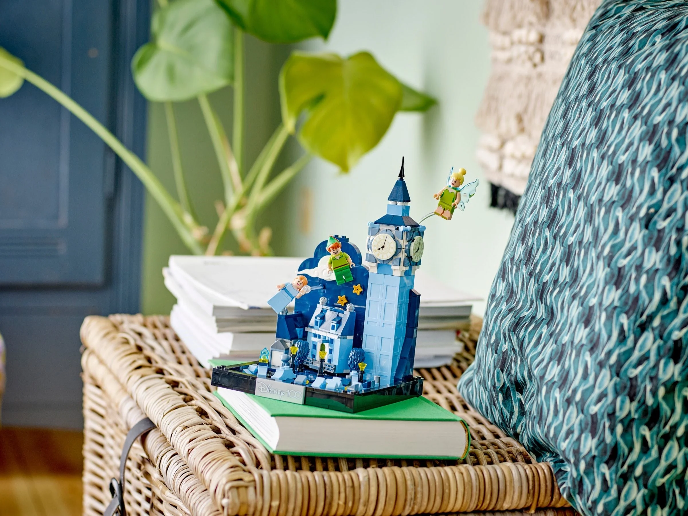 LEGO® 43232 Lot Piotrusia Pana I Wendy Nad Londynem 10+ - zdjęcie 10