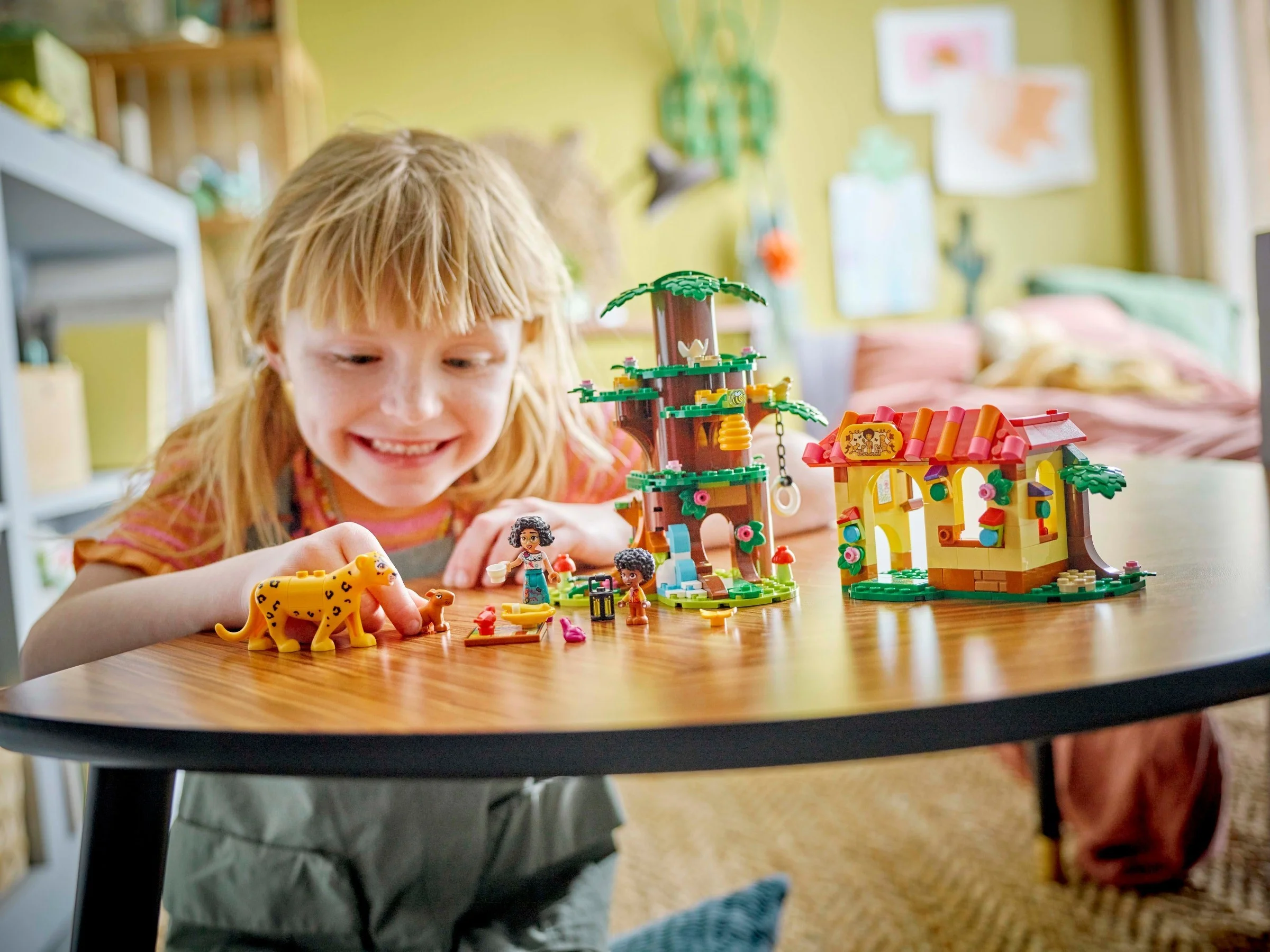 LEGO® 43251 LEGO Disney Rezerwat zwierząt Antonia - zdjęcie 7