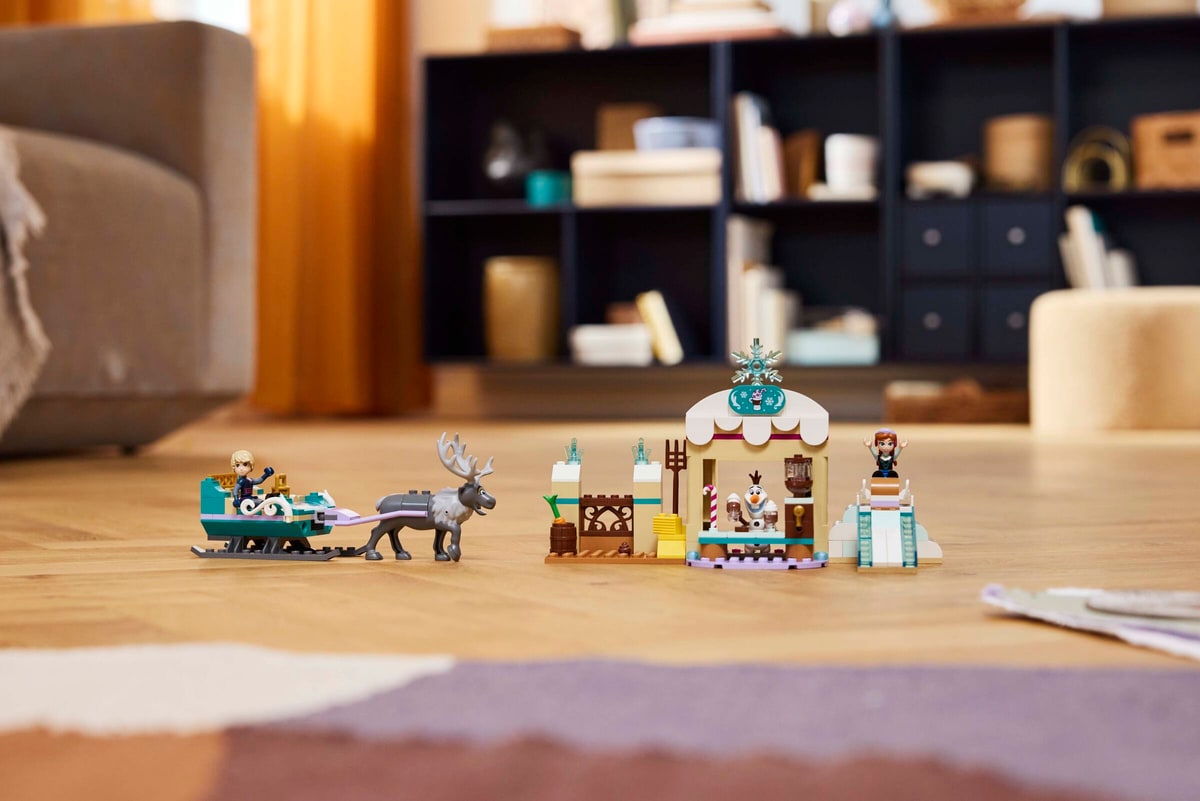 LEGO® 43256 Przygoda na sankach Anny - zdjęcie 12