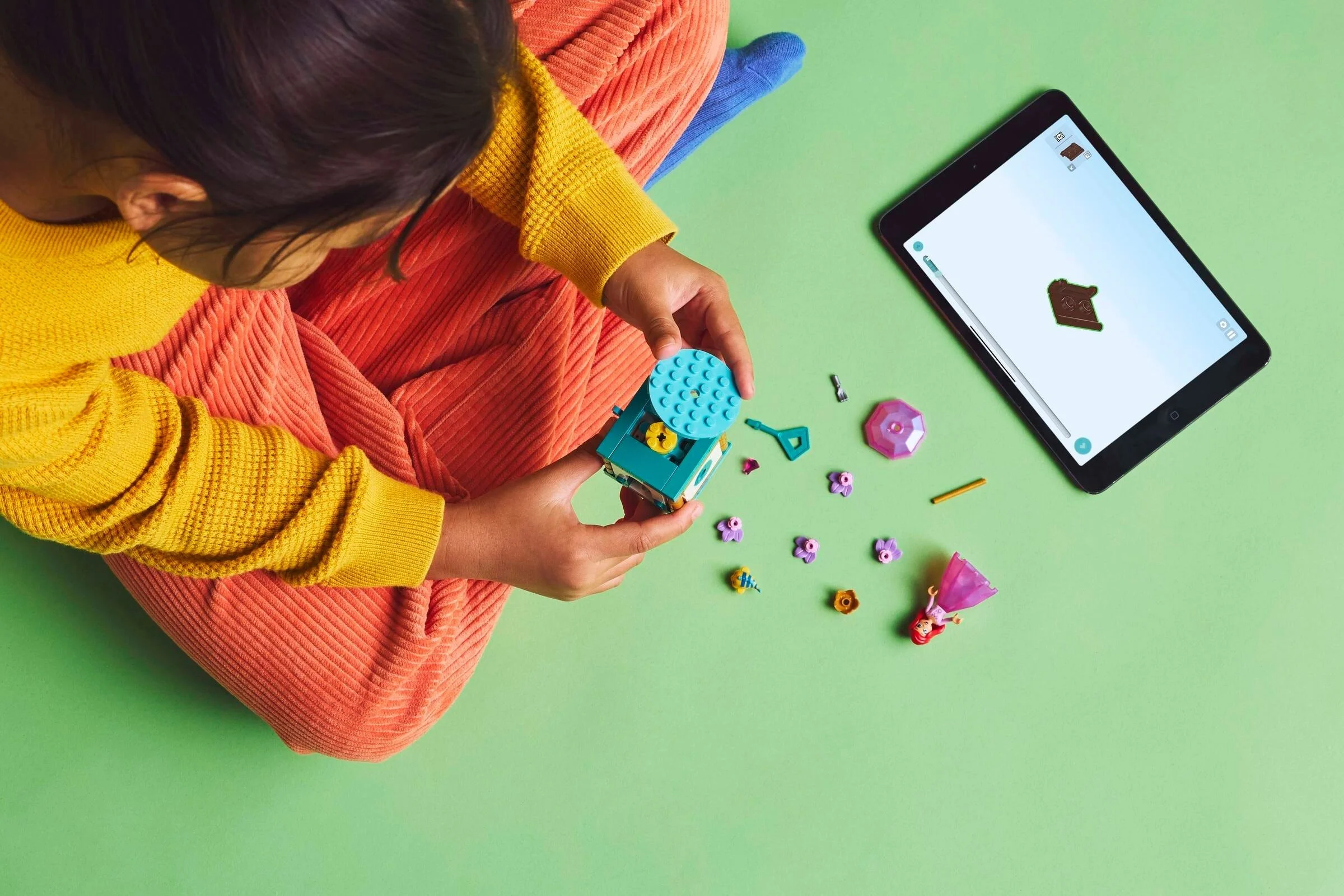 LEGO® 43259 Wirująca Arielka - zdjęcie 4