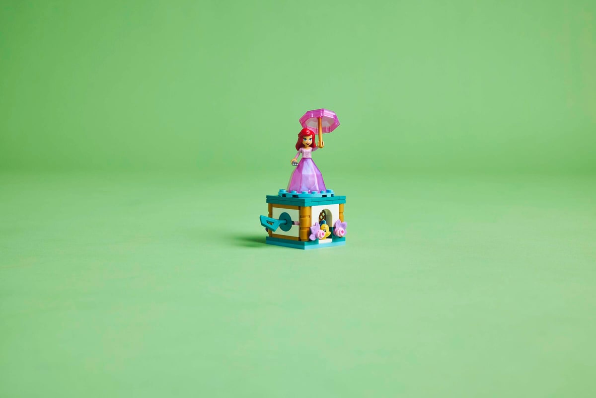 LEGO® 43259 Wirująca Arielka - zdjęcie 14
