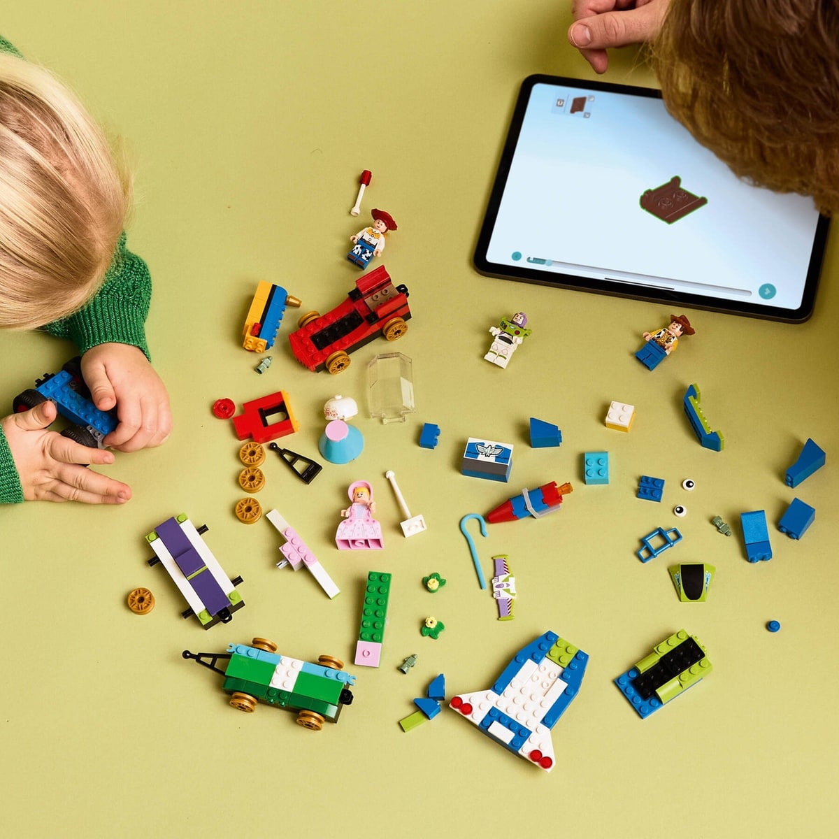 LEGO® 43264 Toy Story - Okolicznościowy pociąg i Pan Sterowany - zdjęcie 8