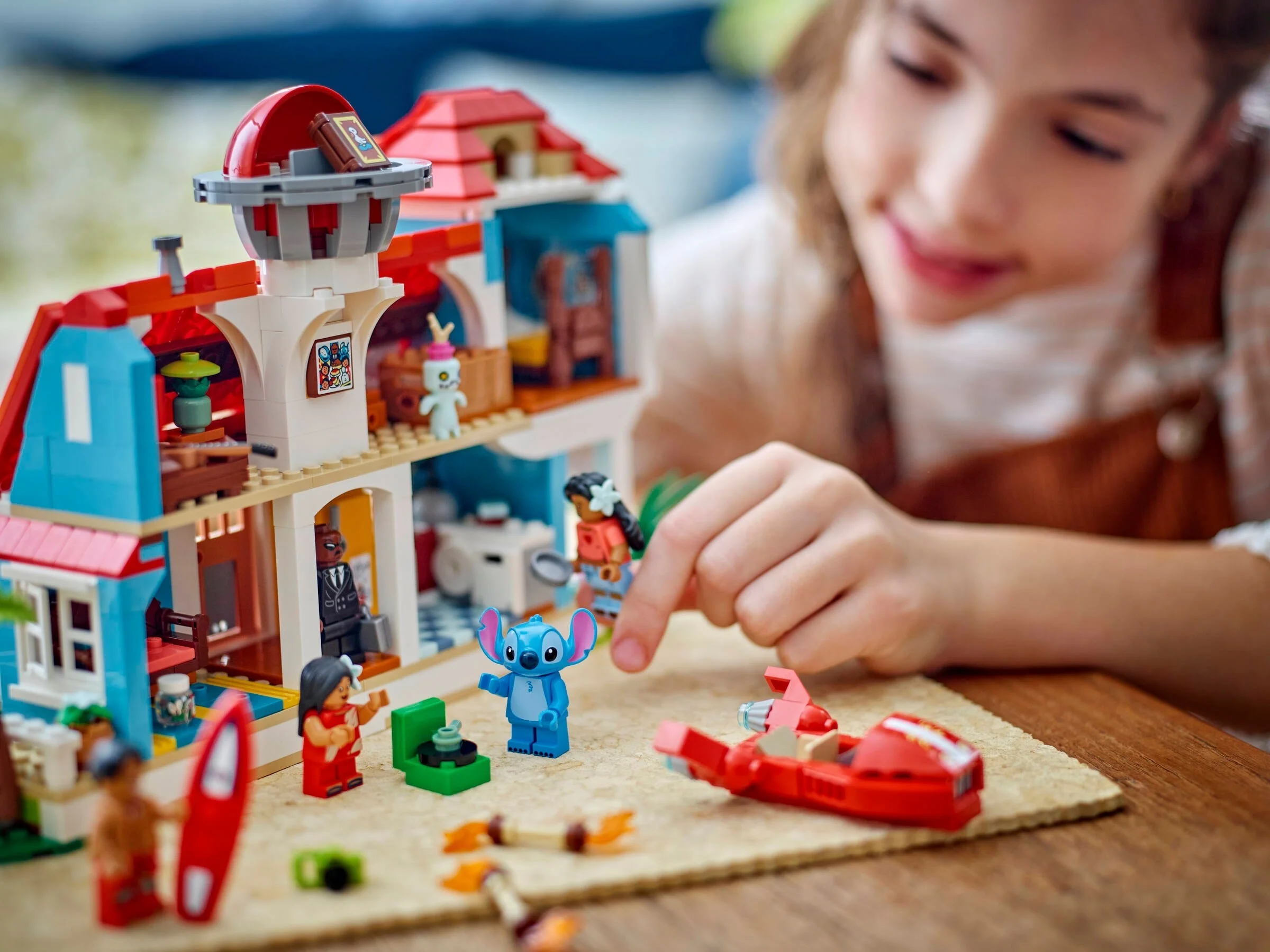 LEGO® 43268 Domek na plaży Lilo i Sticha - zdjęcie 4