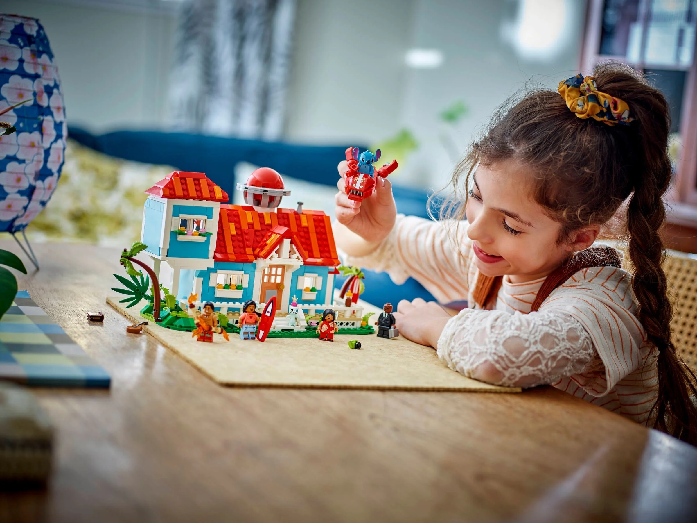 LEGO® 43268 Domek na plaży Lilo i Sticha - zdjęcie 5