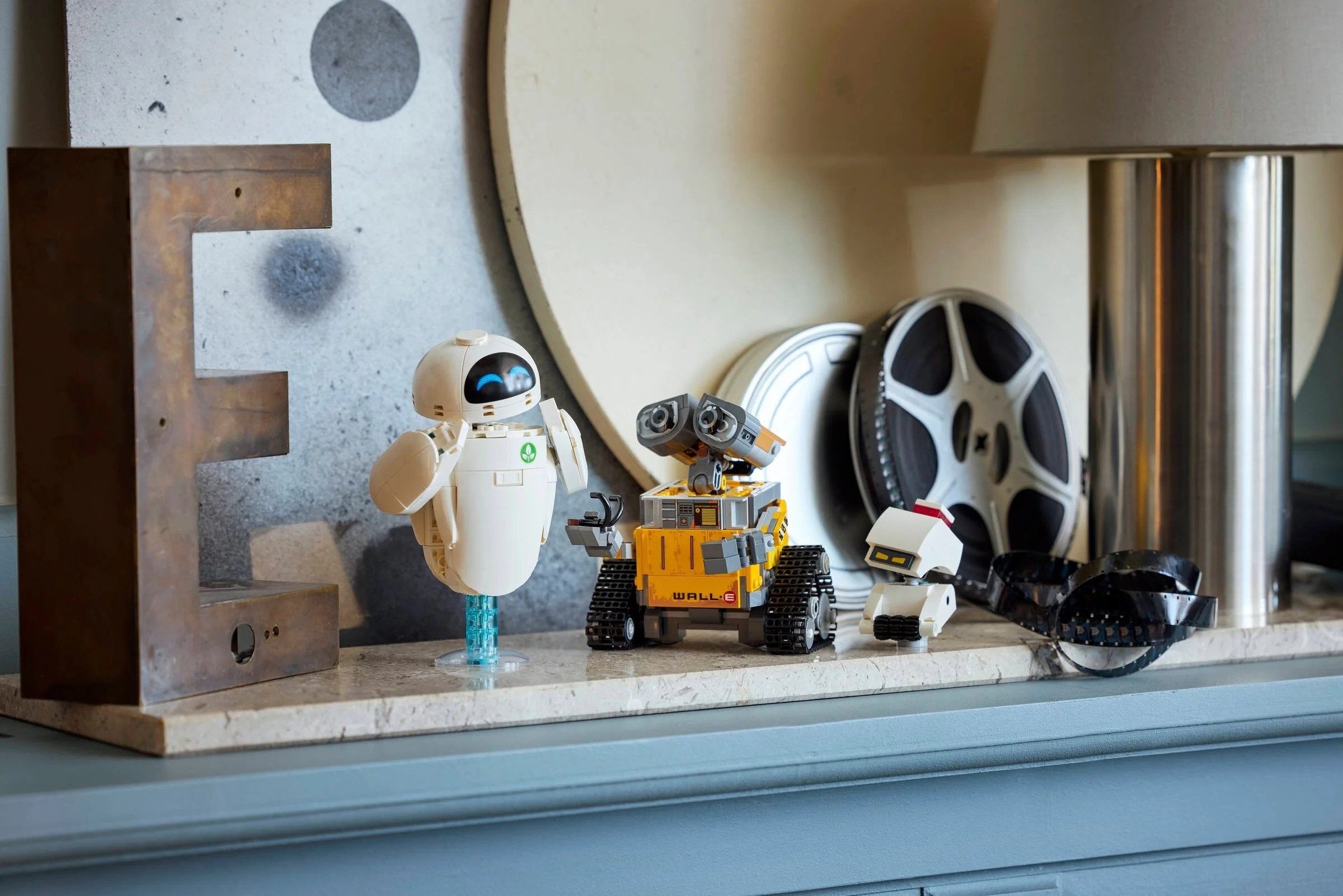 LEGO® 43279 Pixar Wall-e i Ewa - zdjęcie 16