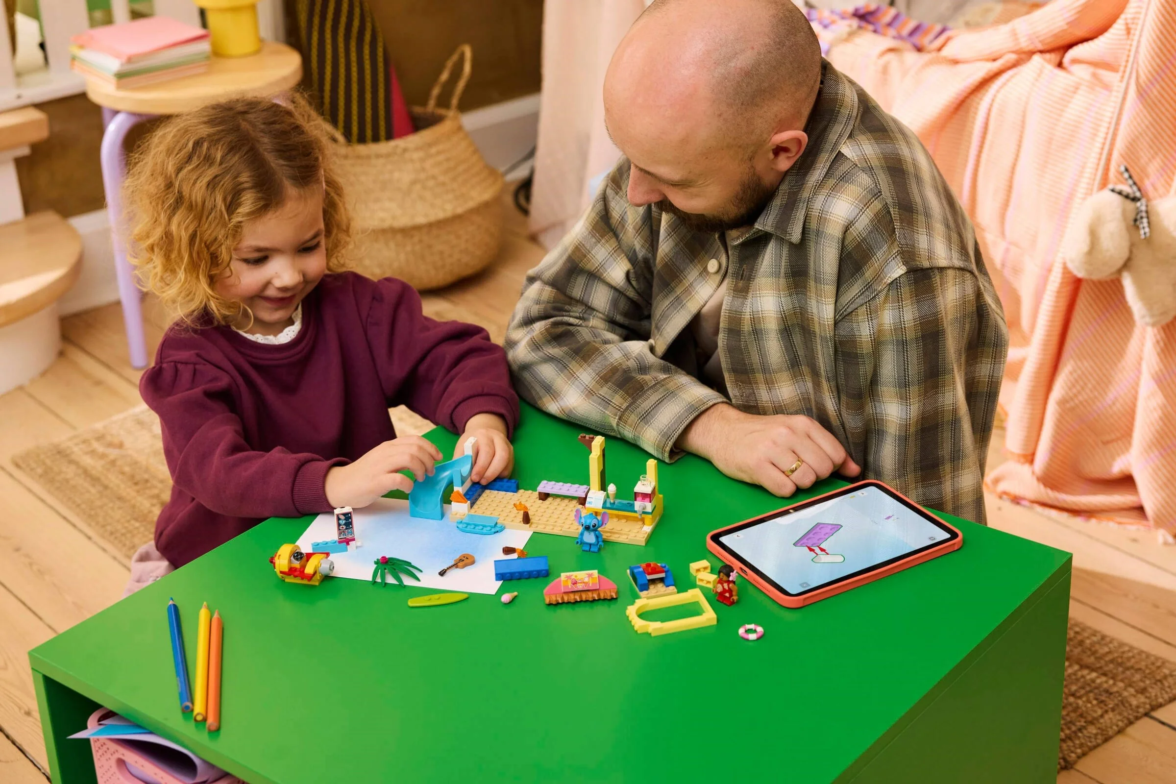 LEGO® 43280 Zabawa na plaży z Lilo i Stitchem - zdjęcie 3