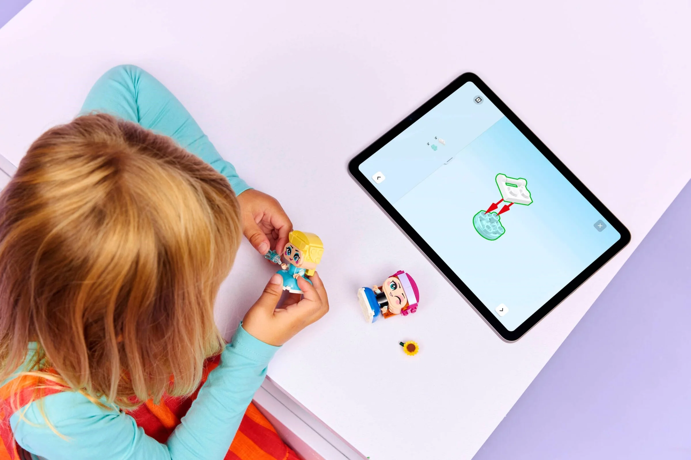 LEGO® 43284 Mała Anna i Elza - zdjęcie 14