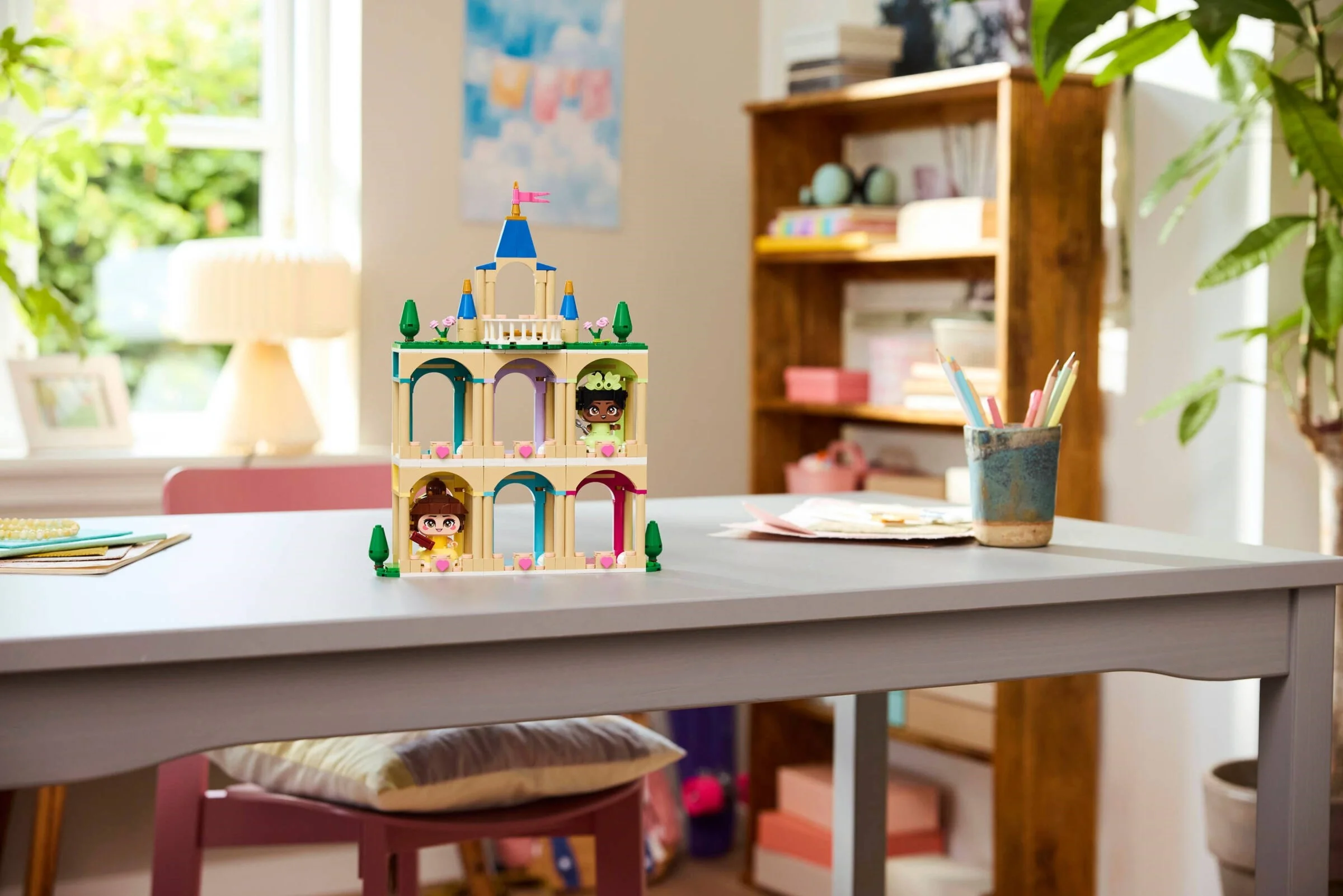 LEGO® 43291 Mała Bella i Tiana z Zamkiem - zdjęcie 8