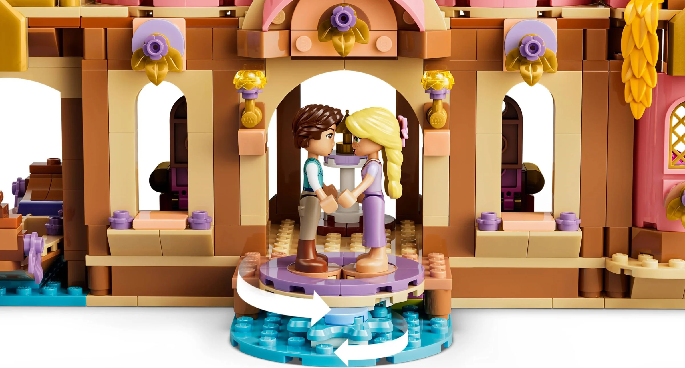 LEGO® 43297 Zamek Roszpunki - zdjęcie 13