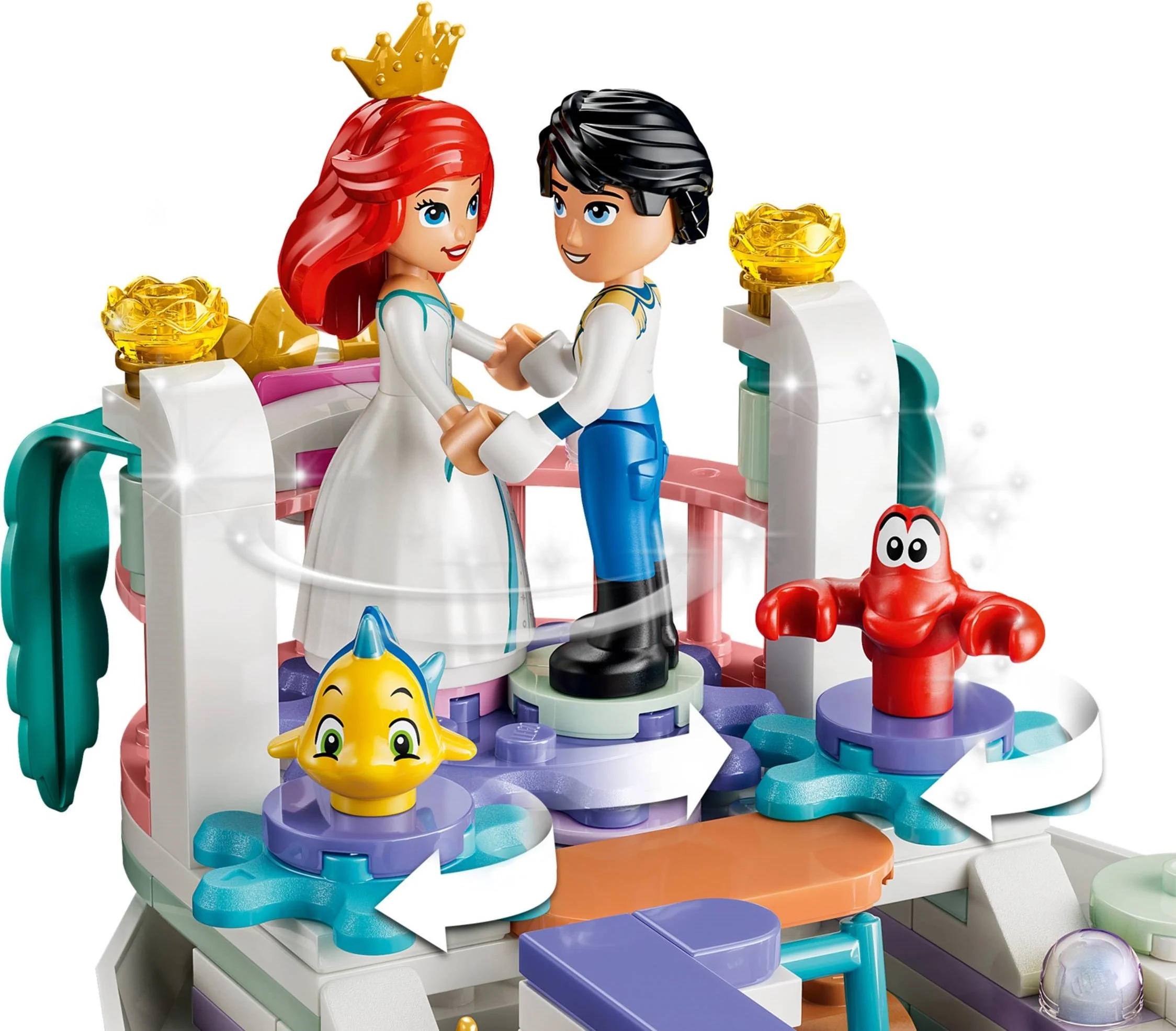 LEGO® 43299 Królewska łódź weselna Arielki - zdjęcie 13