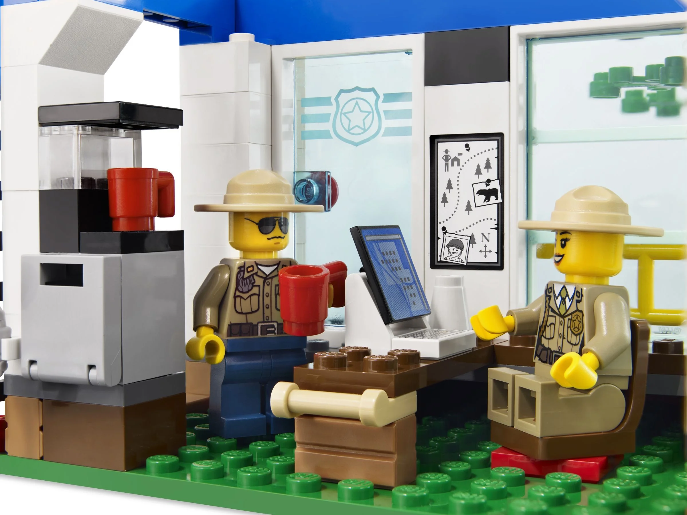 LEGO® 4440 Leśny posterunek policji L - zdjęcie 8