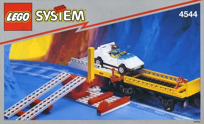 LEGO® 4544 Car Transport Wagon with Car - zdjęcie 1