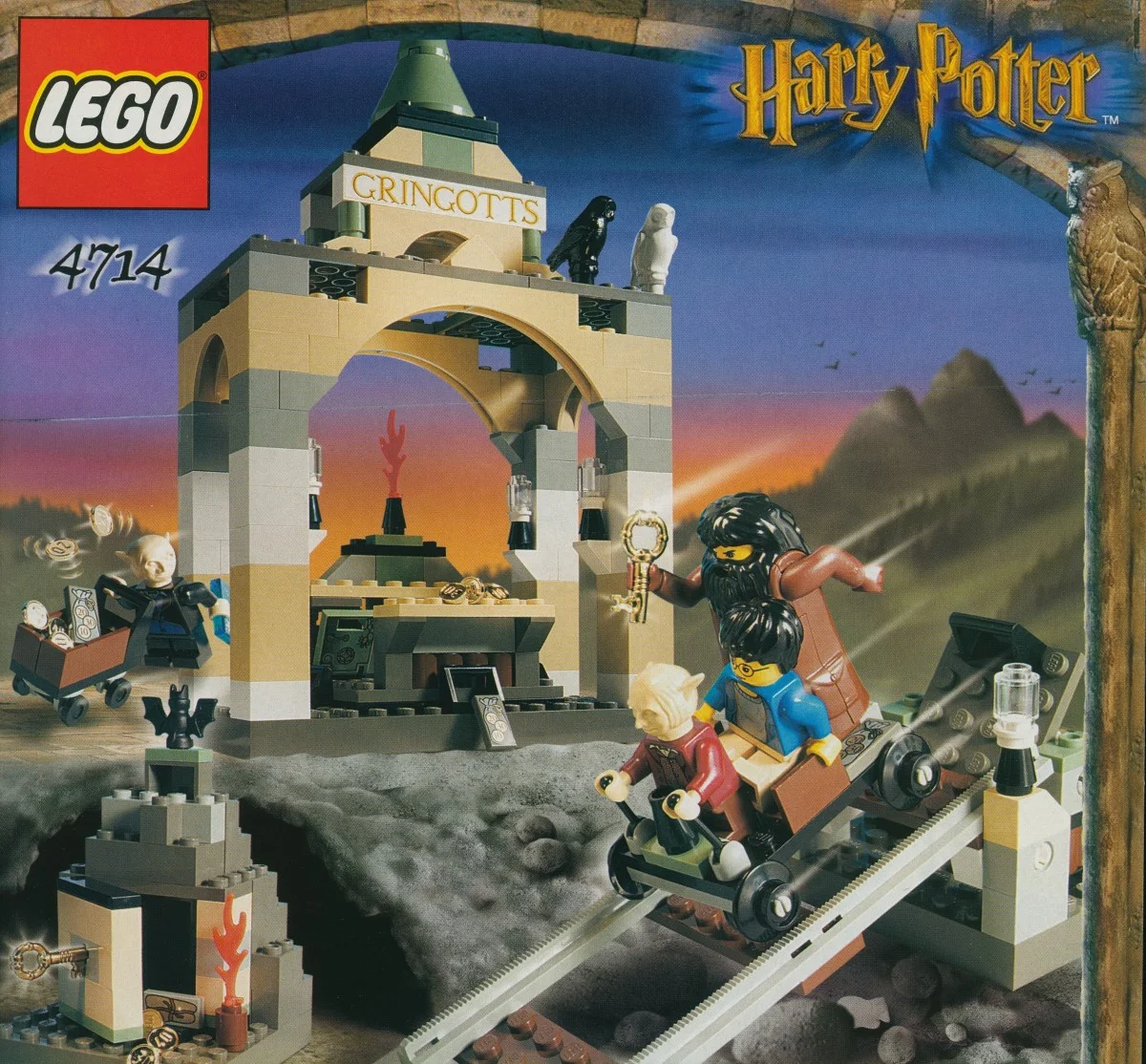 LEGO® 4714 Gringotts Bank - zdjęcie 2