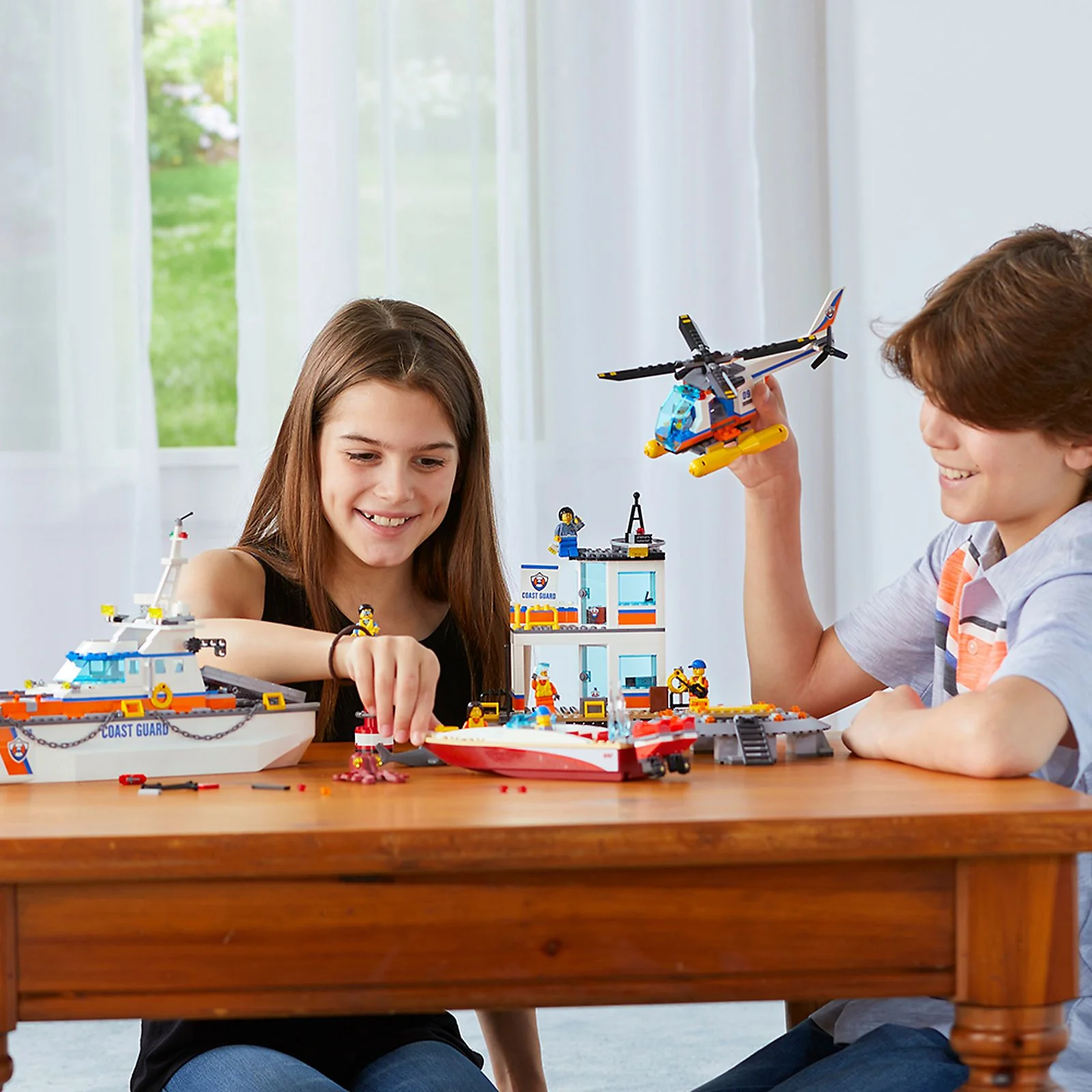 LEGO® 60167 Kwatera straży przybrzeżnej - zdjęcie 7