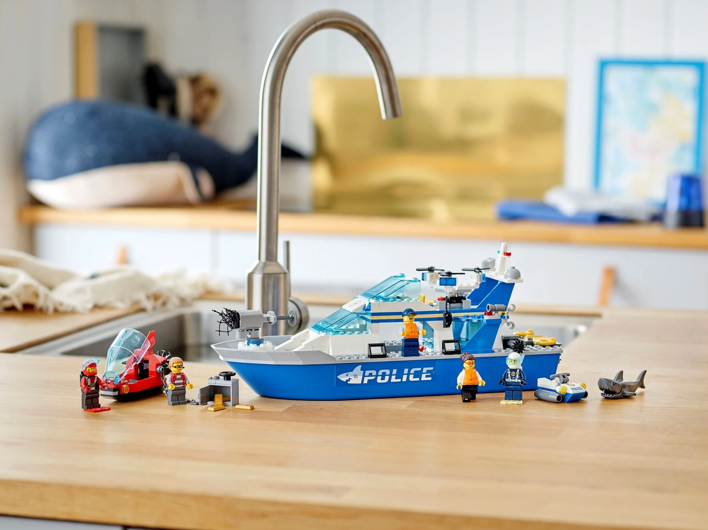LEGO® 60277 Policyjna łódź patrolowa - zdjęcie 8