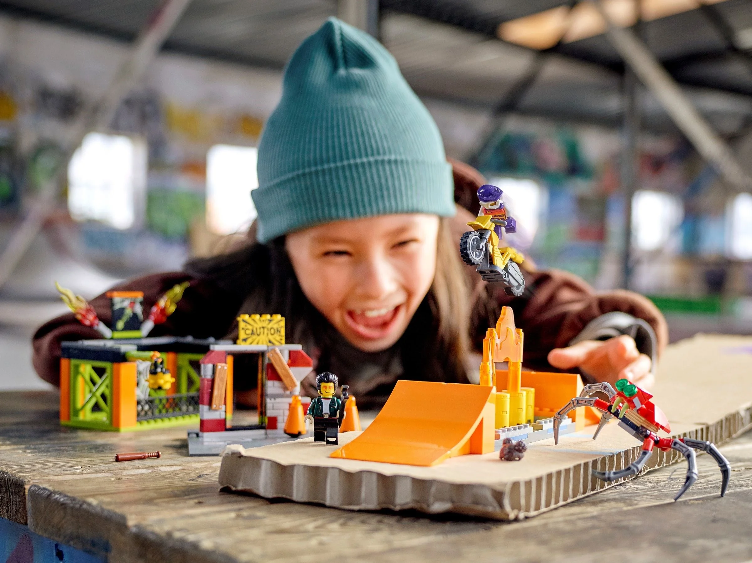 LEGO® 60293 Park kaskaderski - zdjęcie 11