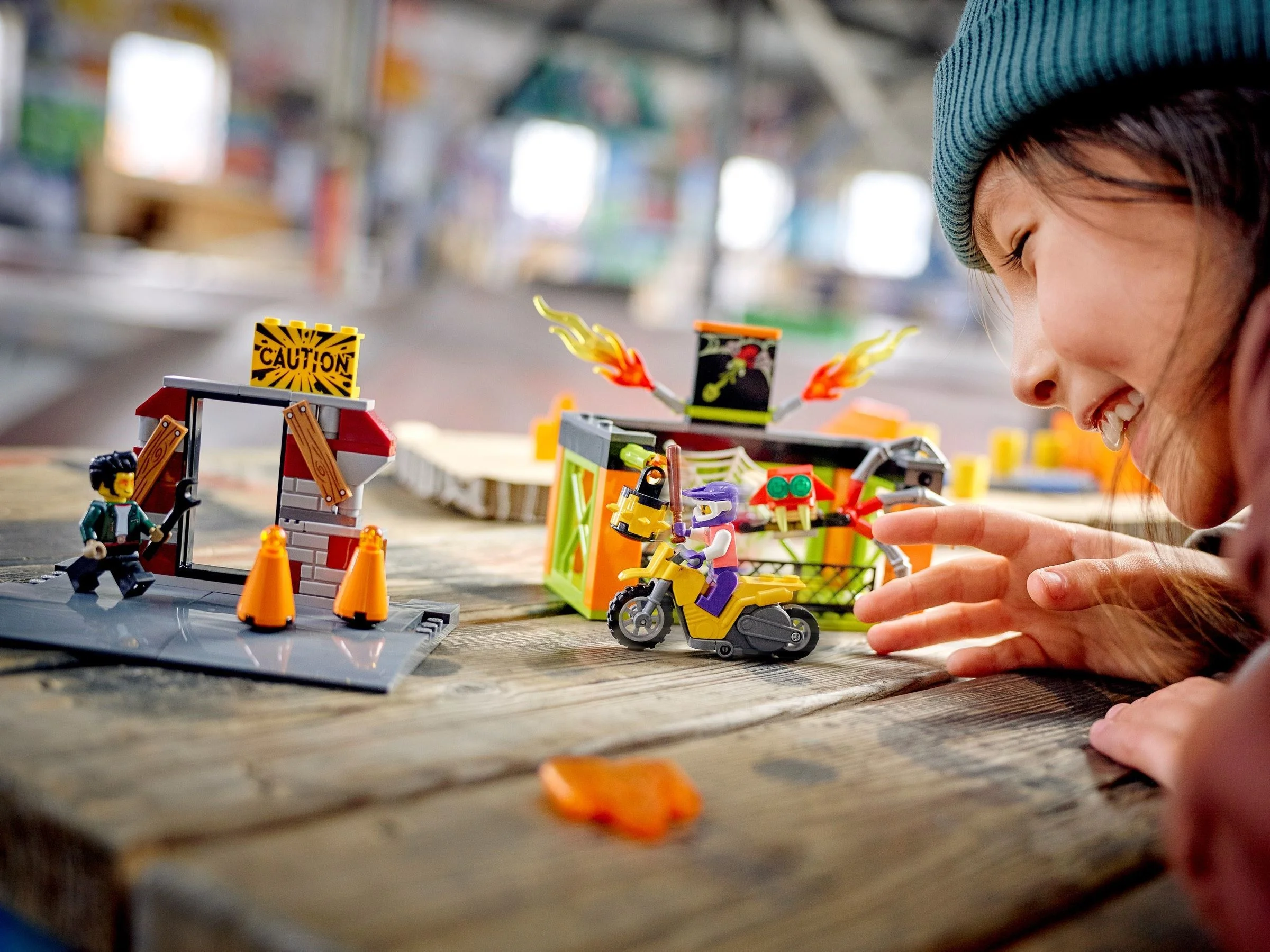 LEGO® 60293 Park kaskaderski - zdjęcie 12