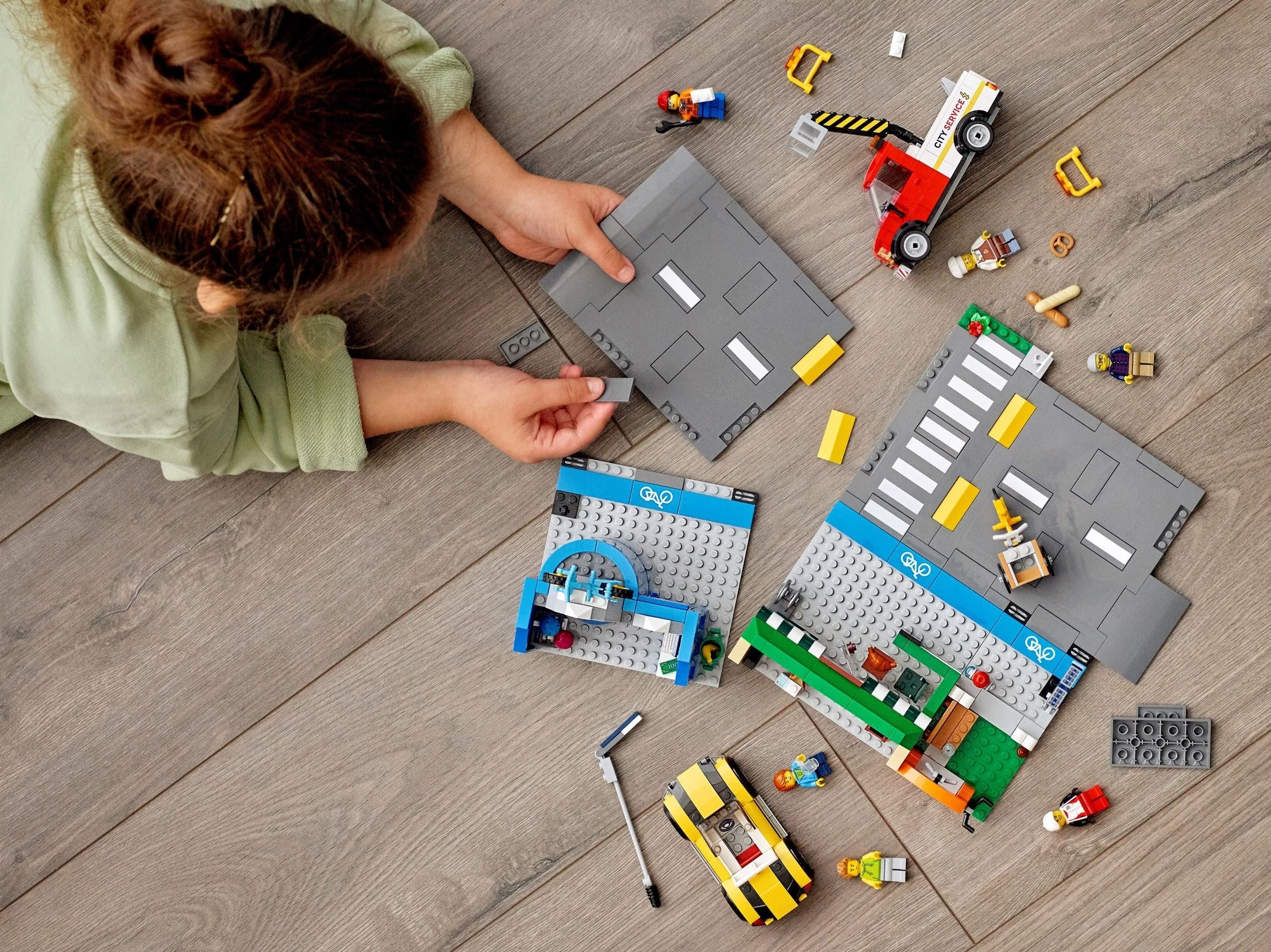 LEGO® 60306 Ulica Handlowa - zdjęcie 8