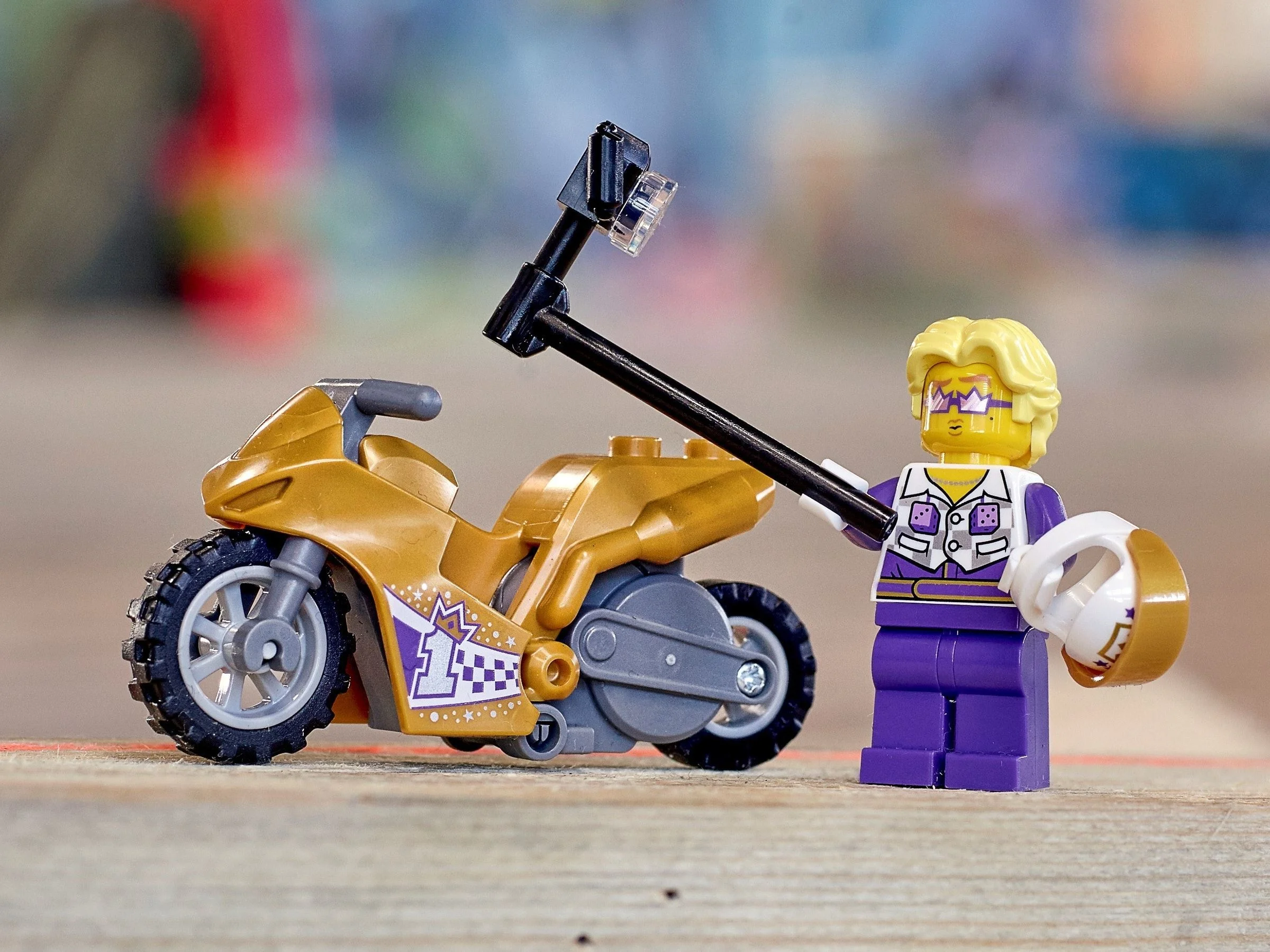 LEGO® 60309 LEGO City Selfie na motocyklu kaskaderskim - zdjęcie 7