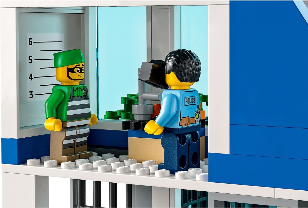 LEGO® 60316 Posterunek policji - zdjęcie 10