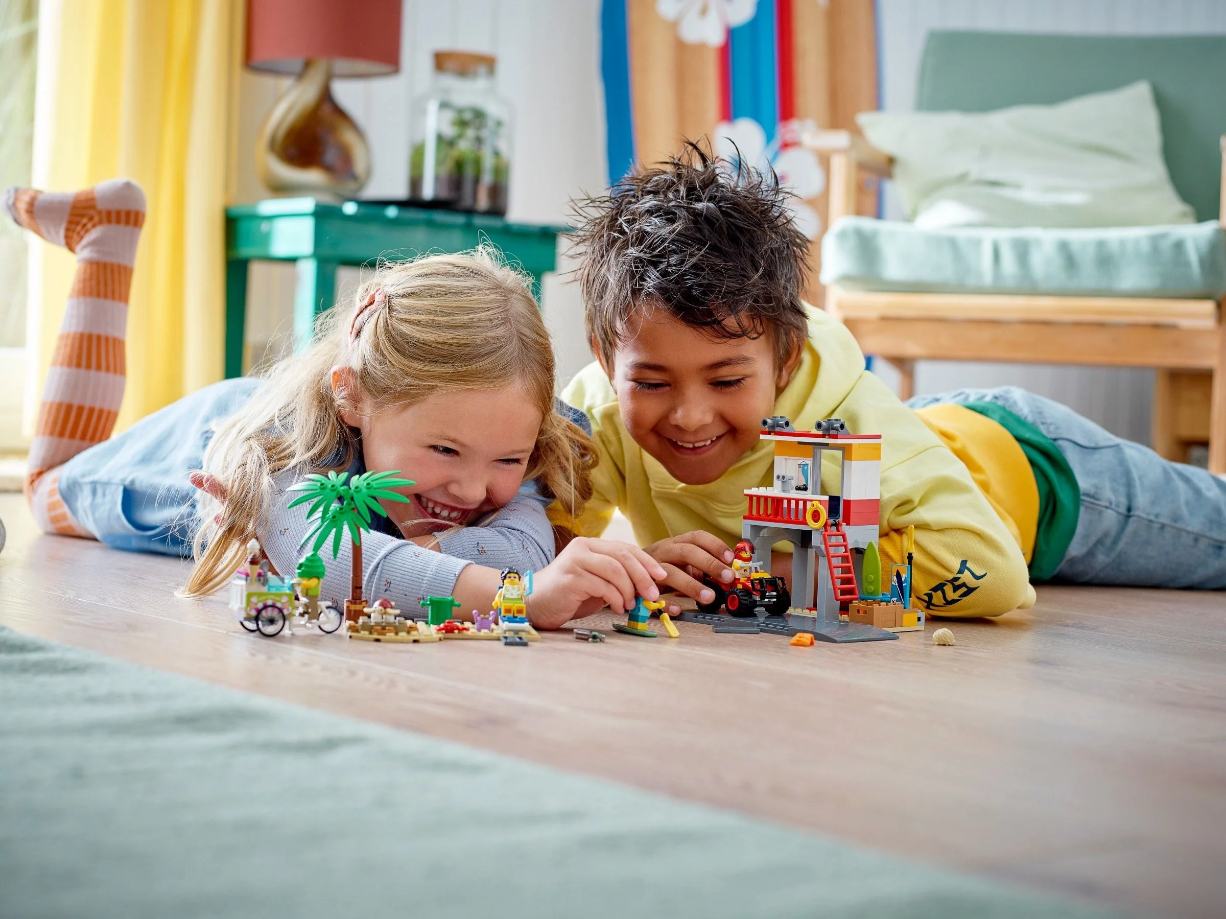 LEGO® 60328 Stanowisko ratownicze na plaży - zdjęcie 3