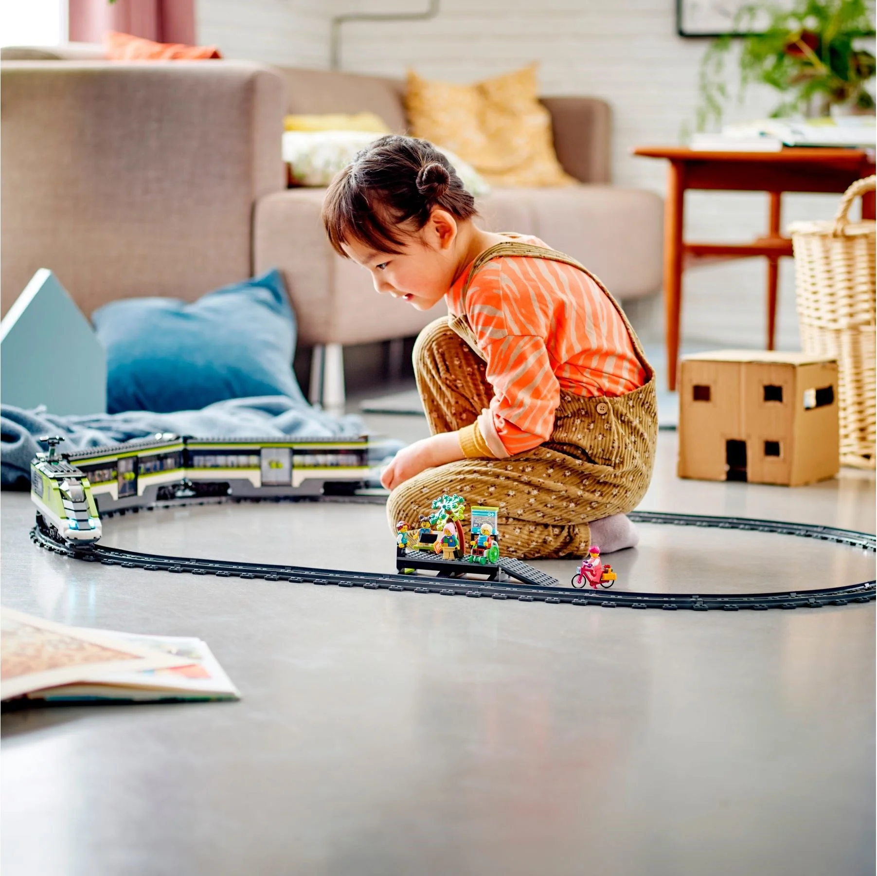 LEGO® 60337 Ekspresowy pociąg pasażerski - zdjęcie 10