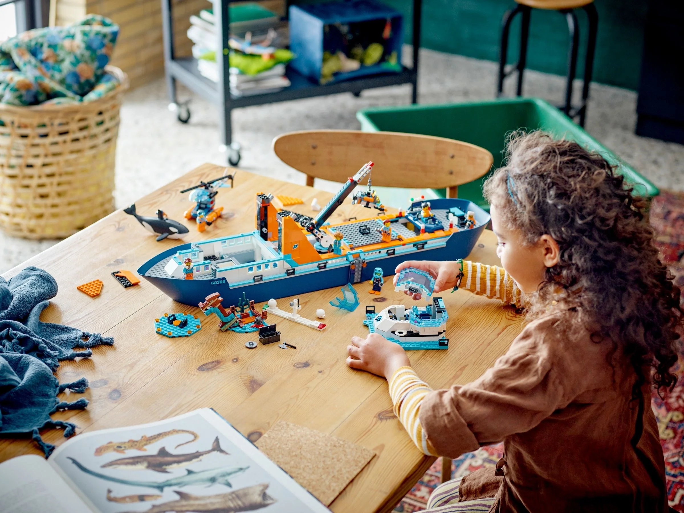 LEGO® 60368 Łódź badacza Arktyki - zdjęcie 5