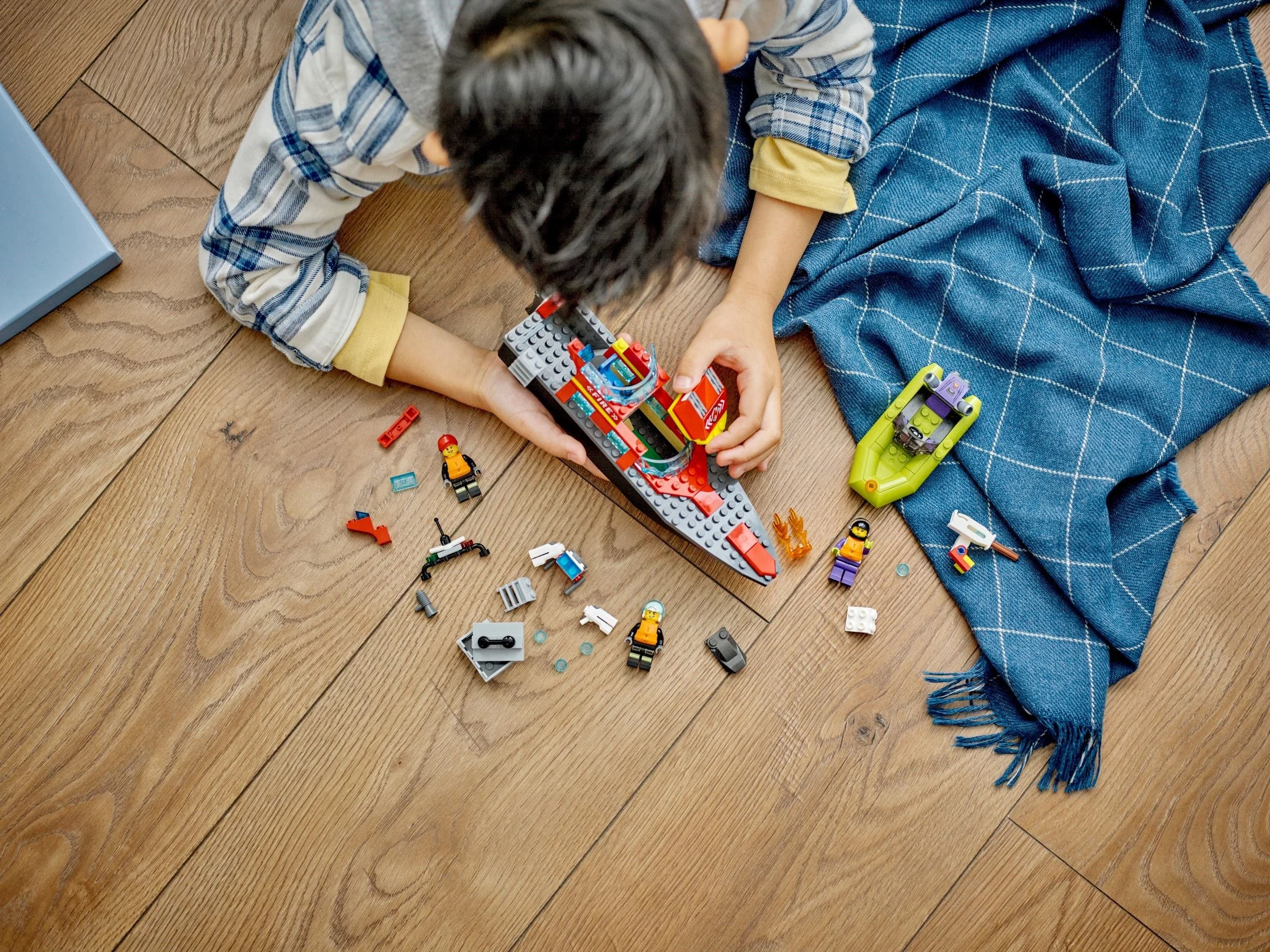 LEGO® 60373 City Łódź Strażacka - zdjęcie 9