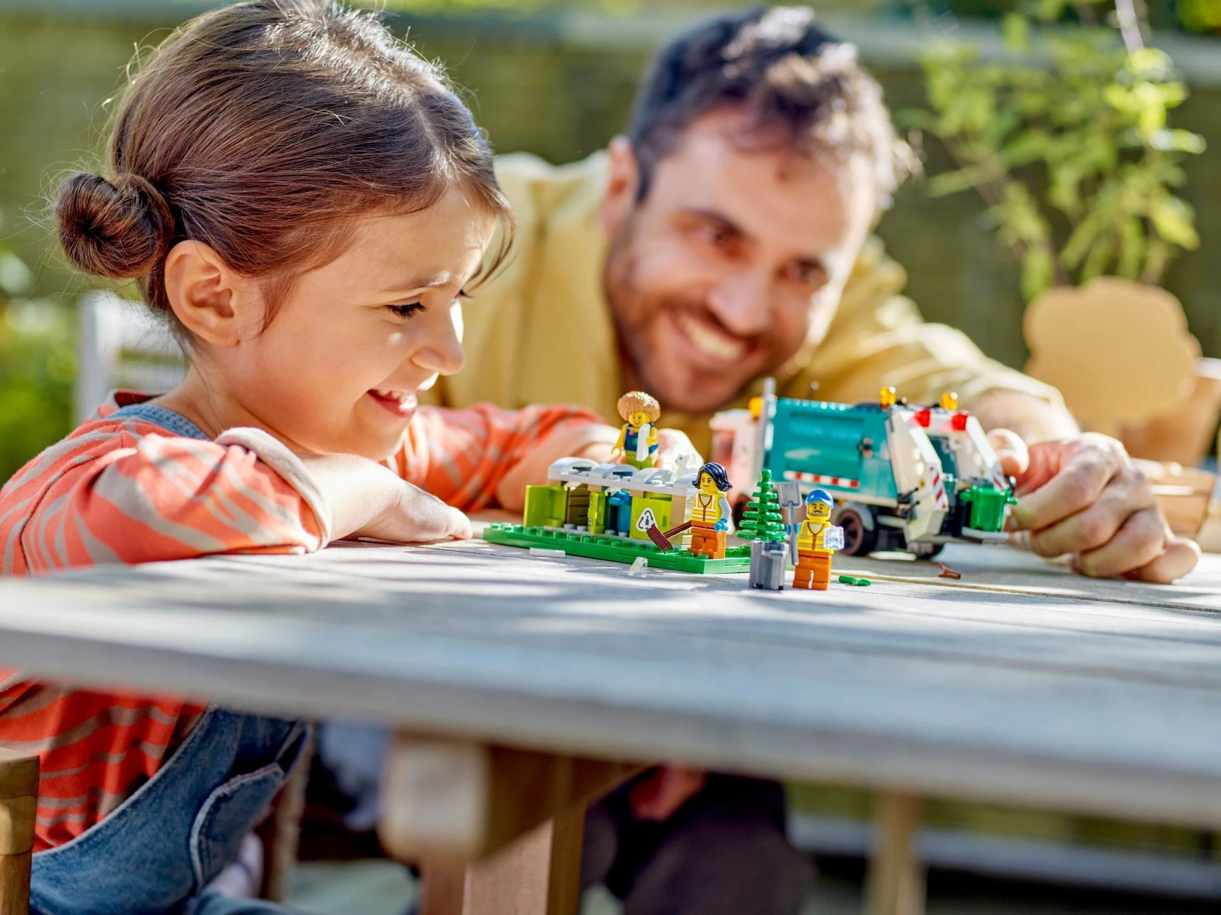 LEGO® 60386 Ciężarówka recyklingowa - zdjęcie 4