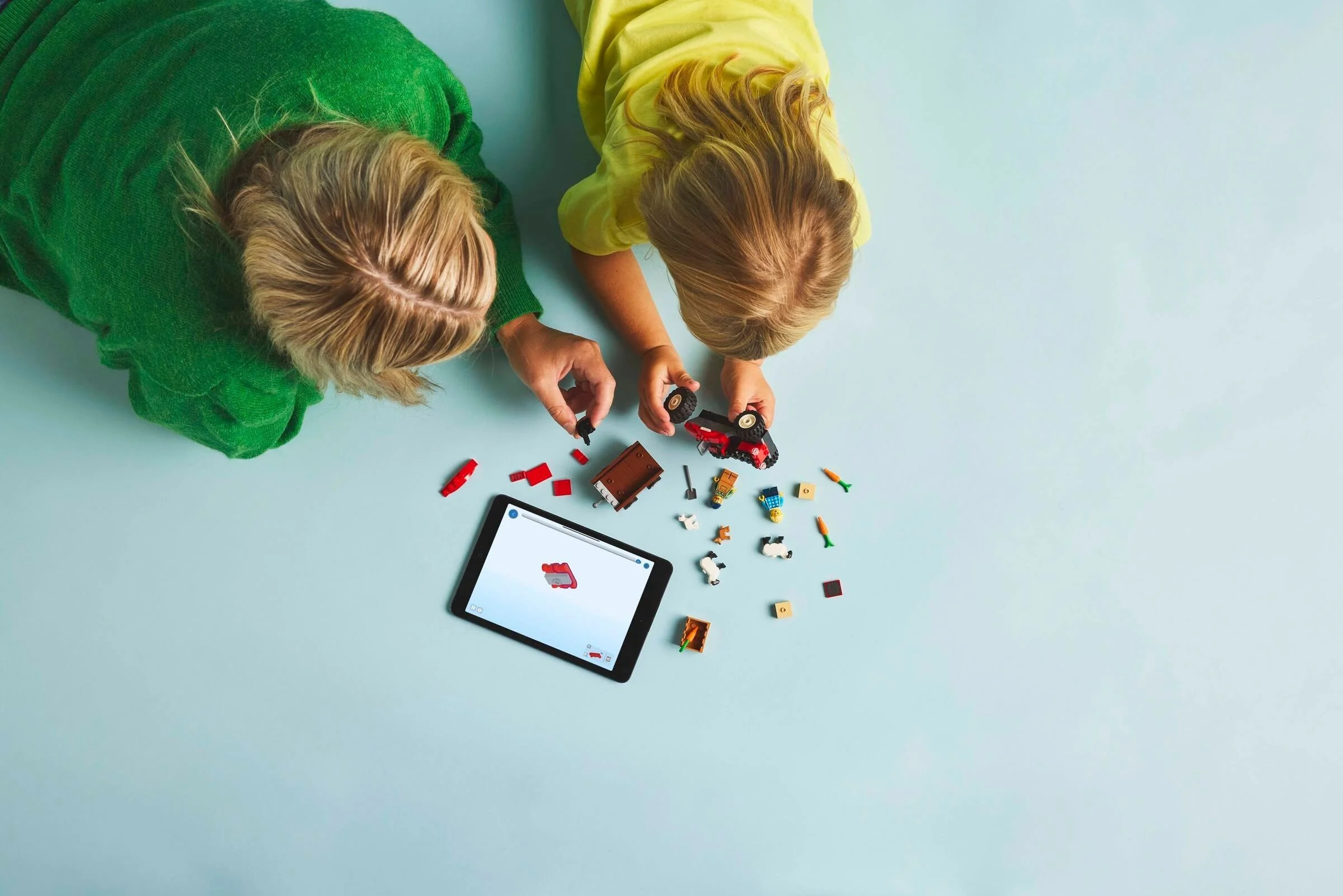 LEGO® 60461 Czerwony traktor z przyczepą i owcą - zdjęcie 4