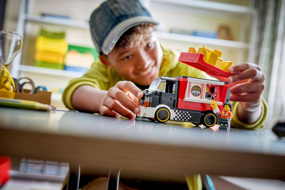 LEGO® 60488 Food truck z frytkami - zdjęcie 10