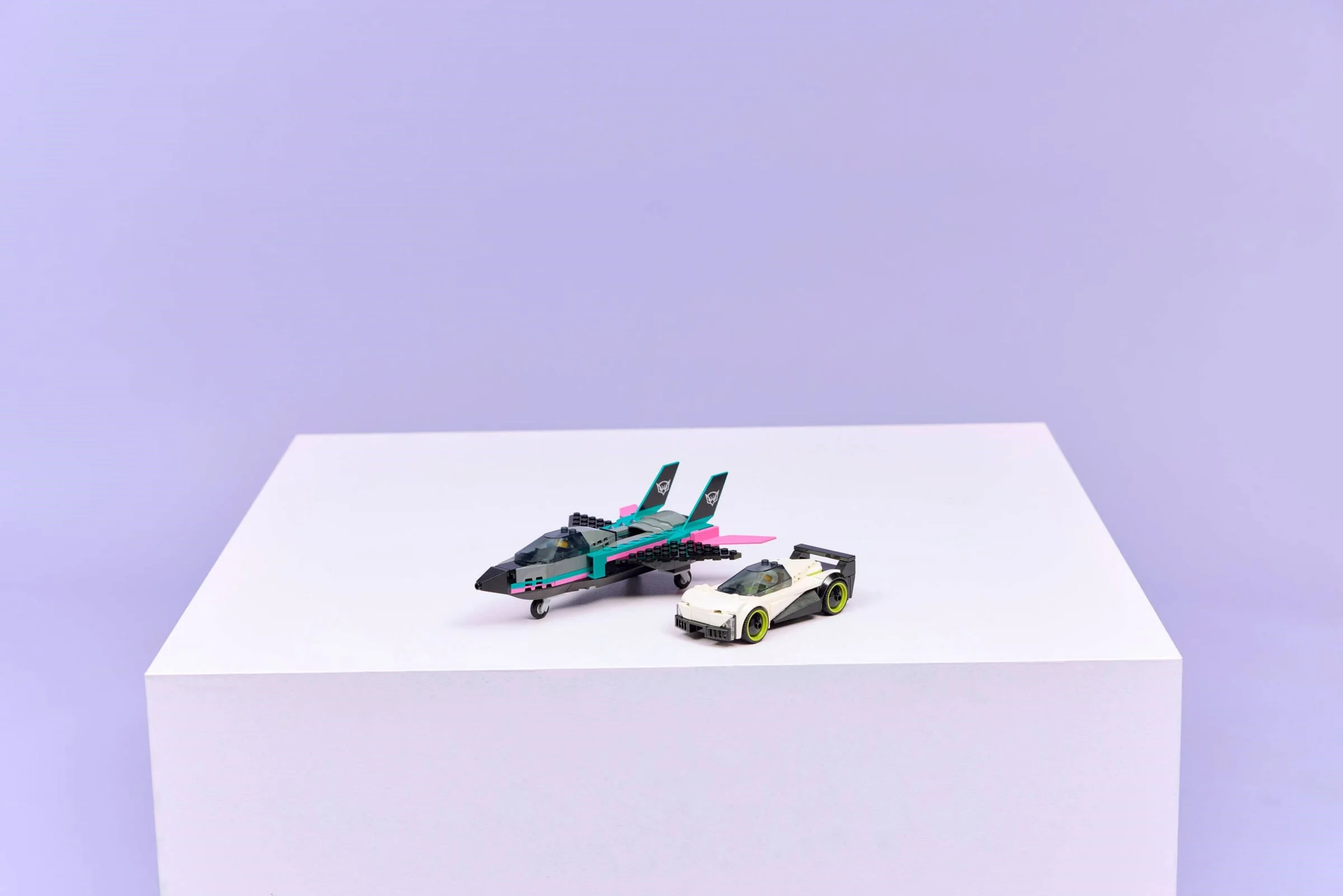 LEGO® 60489 Odrzutowiec Kontra Samochód - zdjęcie 9