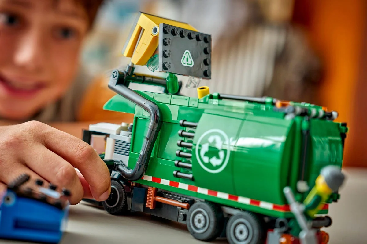LEGO® 60495 Ciężarówka recyklingowa - zdjęcie 2
