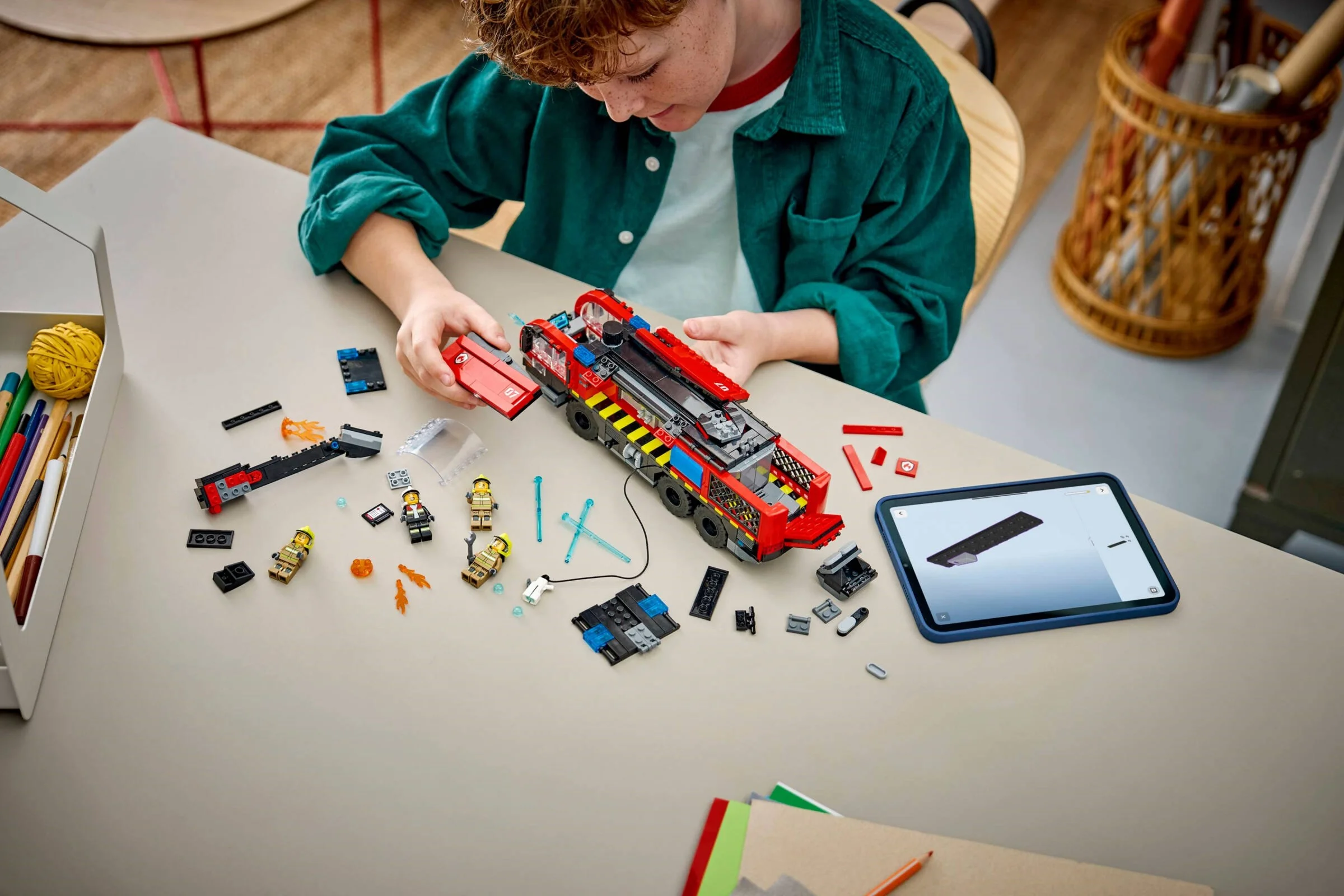 LEGO® 60499 Lotniskowy Wóz Strażacki - zdjęcie 7