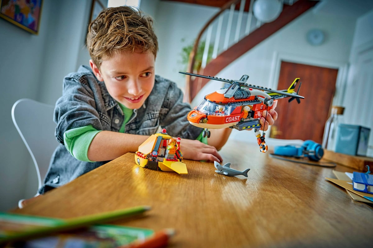 LEGO® 60503 Helikopter straży przybrzeżnej - zdjęcie 12