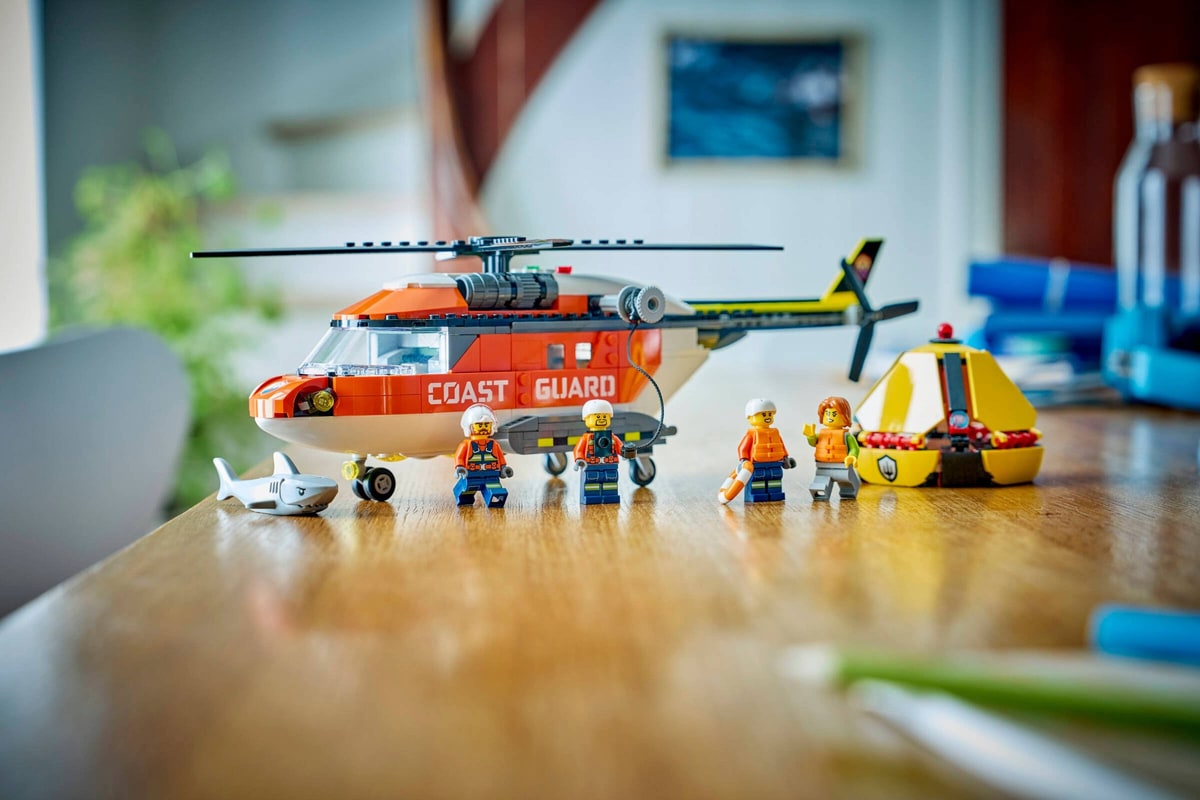LEGO® 60503 Helikopter straży przybrzeżnej - zdjęcie 14
