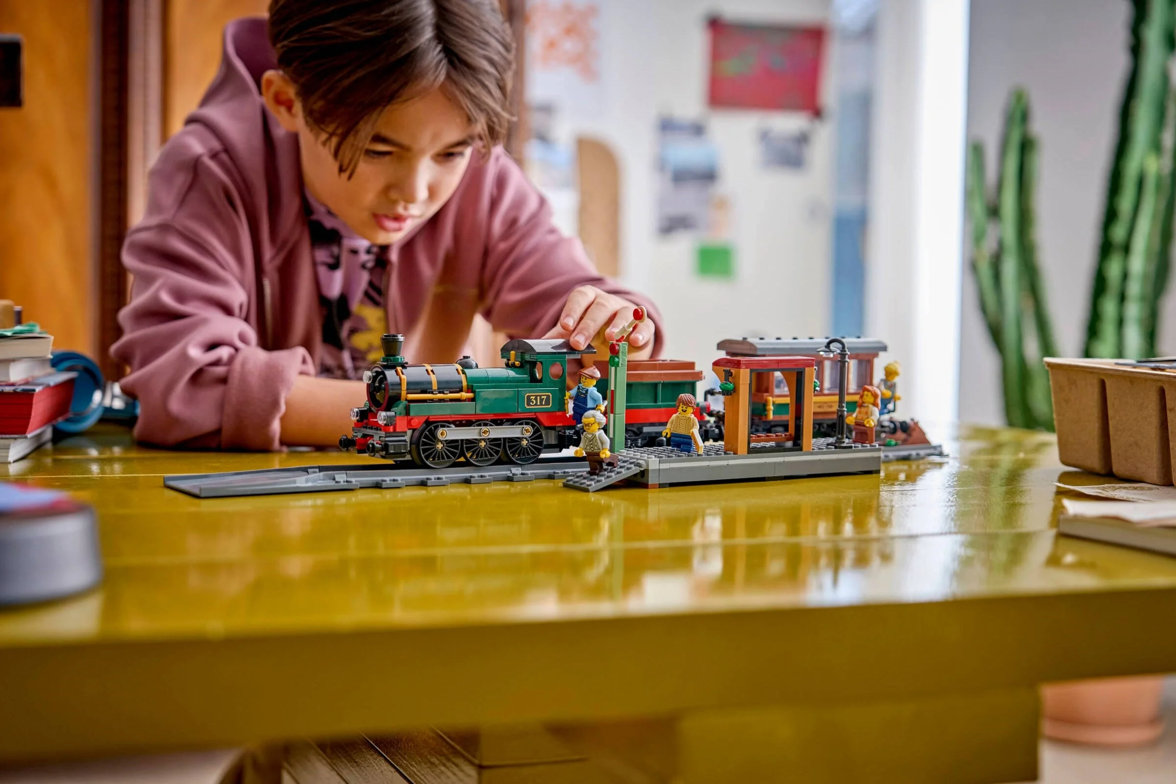 LEGO® 60511 Retro pociąg z lokomotywą parową - zdjęcie 5
