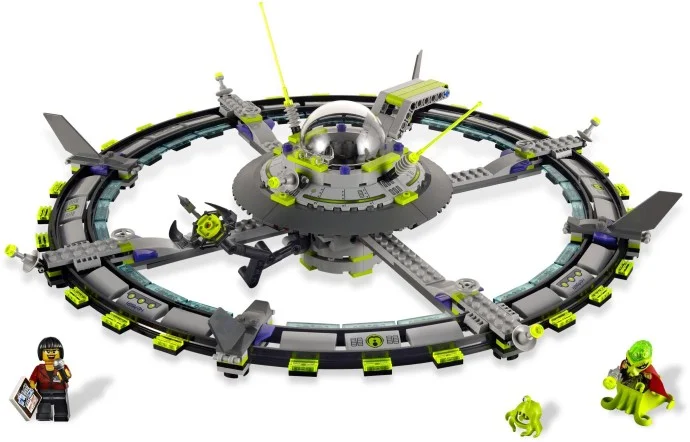 LEGO® 7065 Alien Mothership - zdjęcie 1