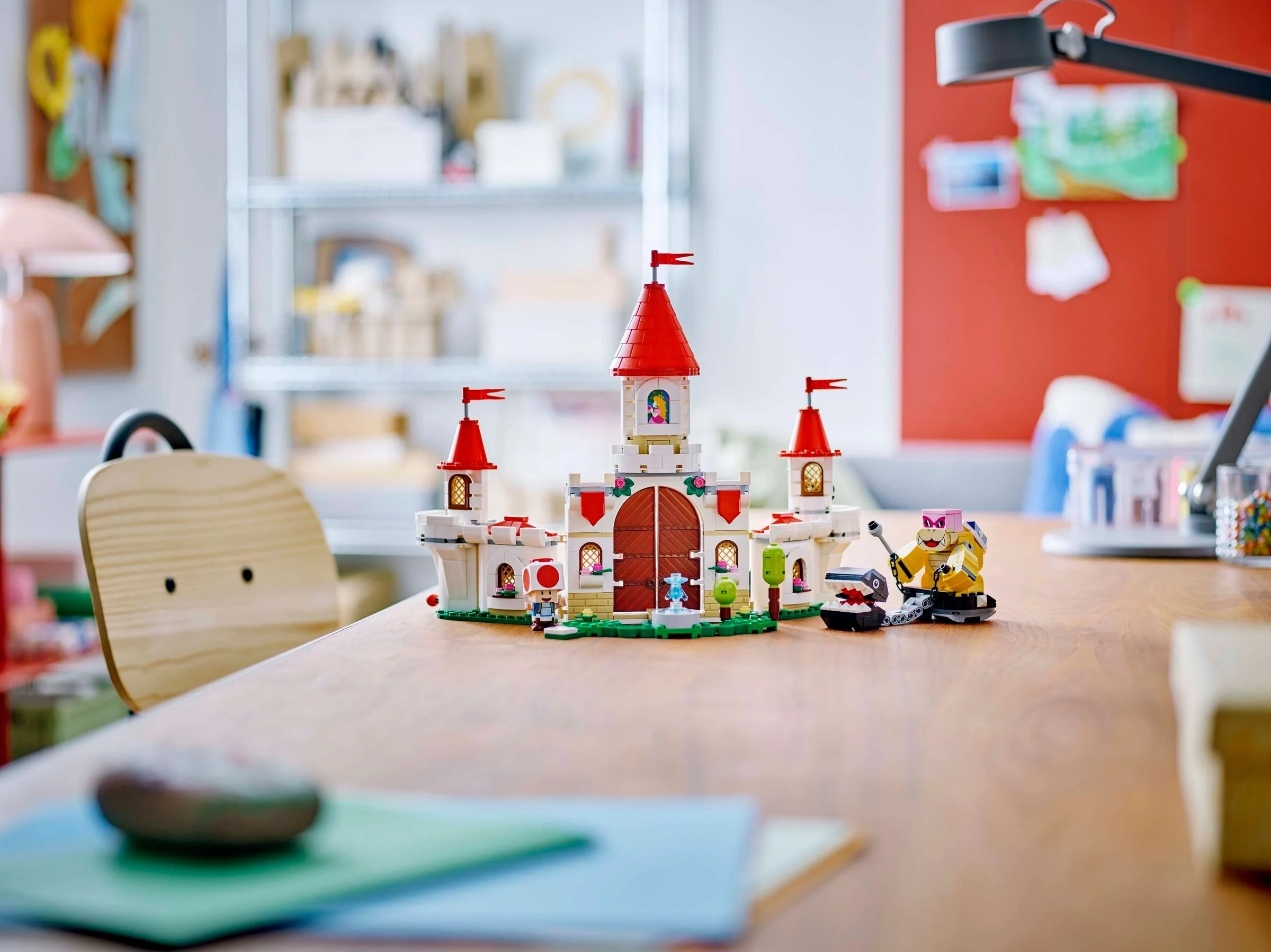 LEGO® 71435 Roy i bitwa na zamku Peach - zdjęcie 10