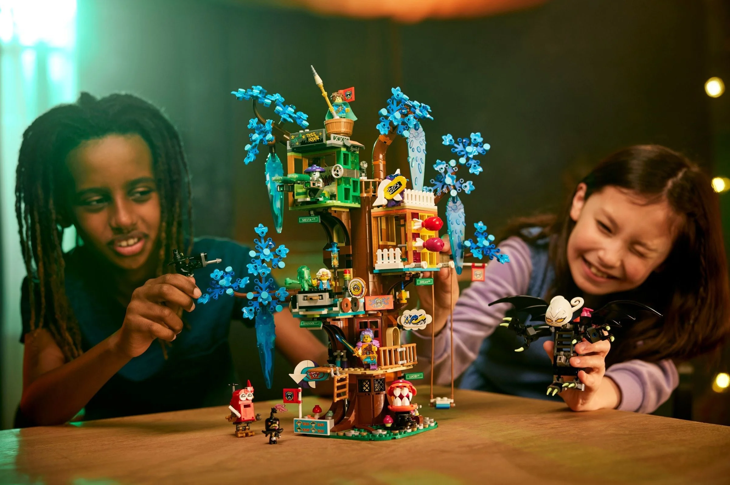 LEGO® 71461 Fantastyczny domek na drzewie - zdjęcie 7