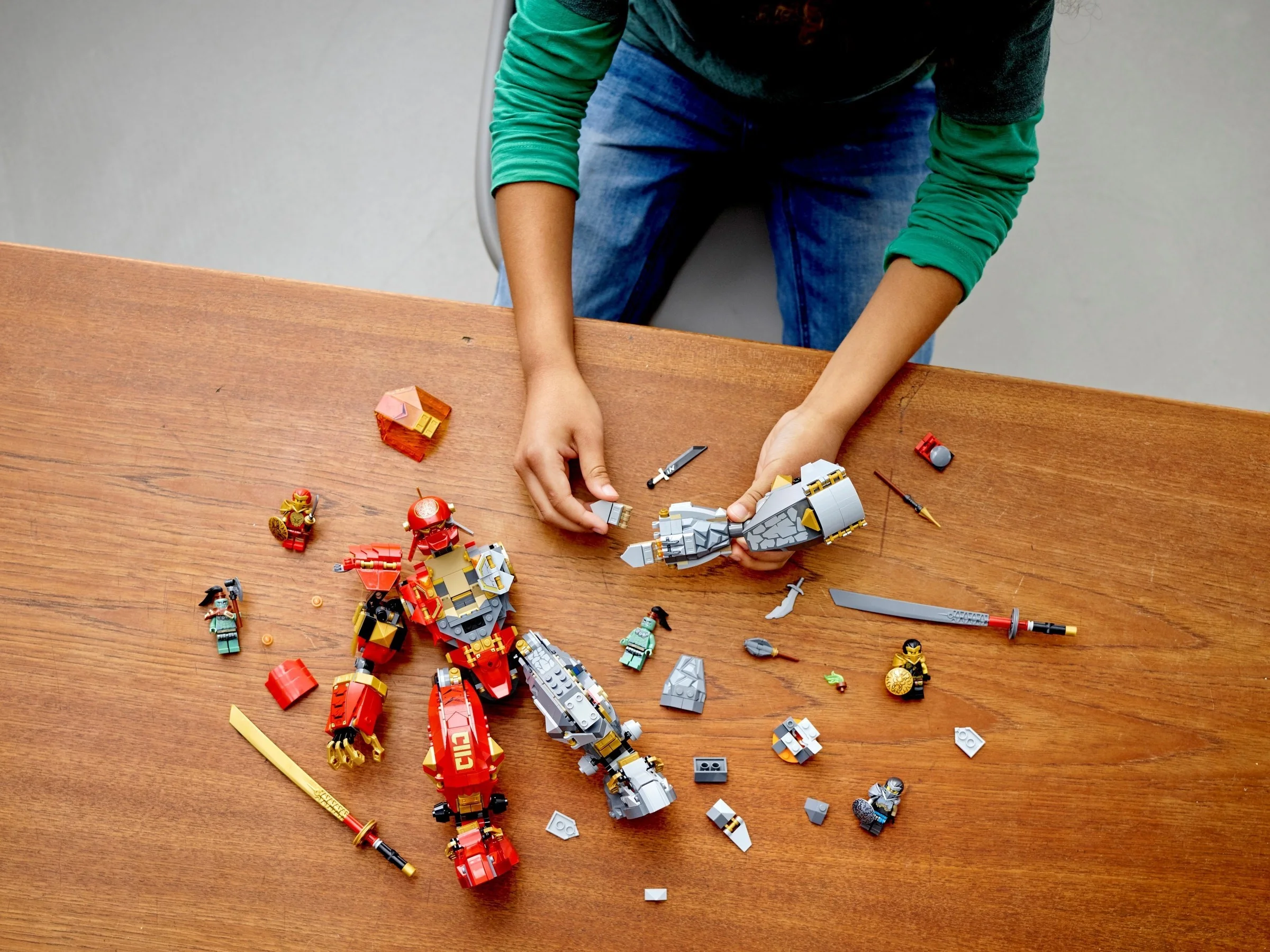 LEGO® 71720 Mech z ognia i kamienia - zdjęcie 3