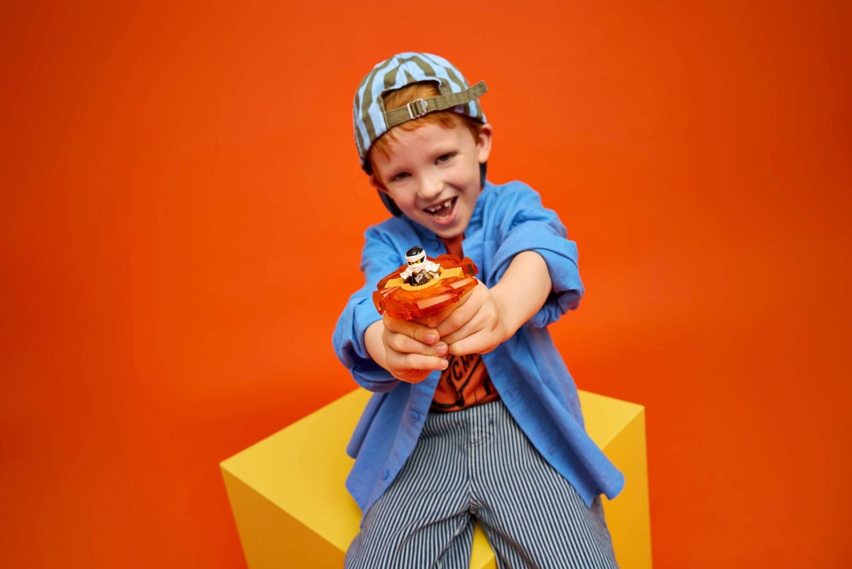 LEGO® 71873 Cole kontra Zły Cole ze spinnerem - zdjęcie 9