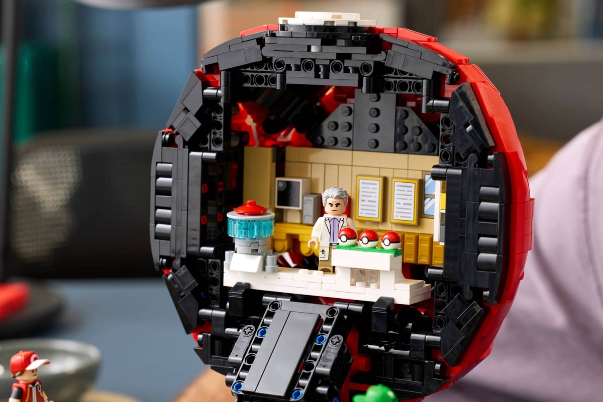 LEGO® 72154 Kultowy Pokéball z Trenerami - zdjęcie 8