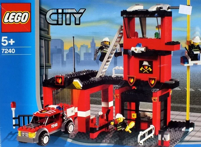 LEGO® 7240 Fire Station - zdjęcie 1