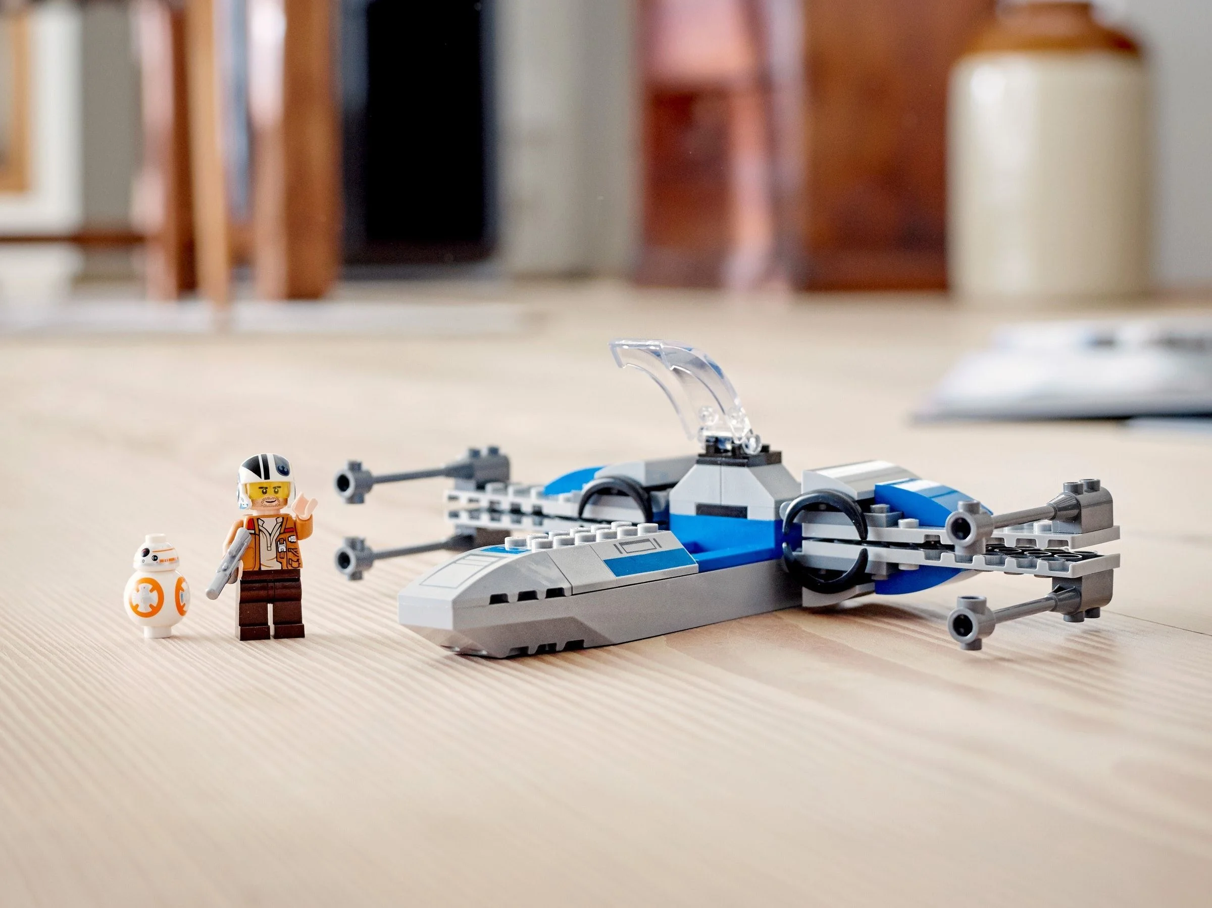 LEGO® 75297 X-Wing™ Ruchu Oporu - zdjęcie 4