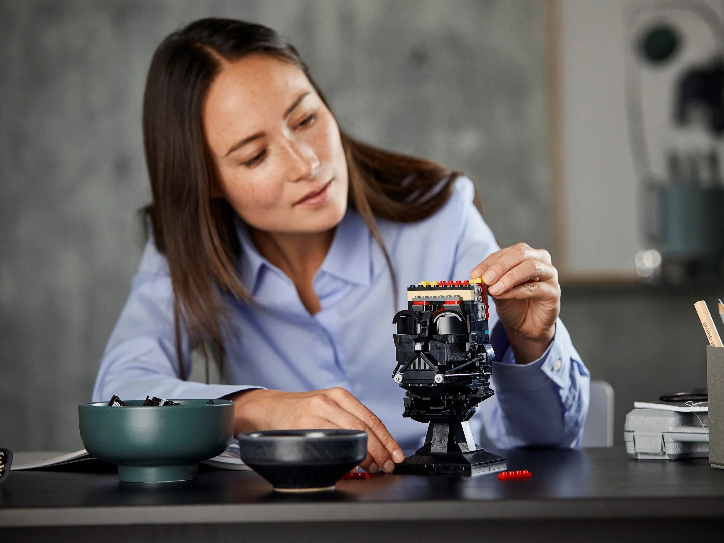 LEGO® 75304 Hełm Dartha Vadera - zdjęcie 13