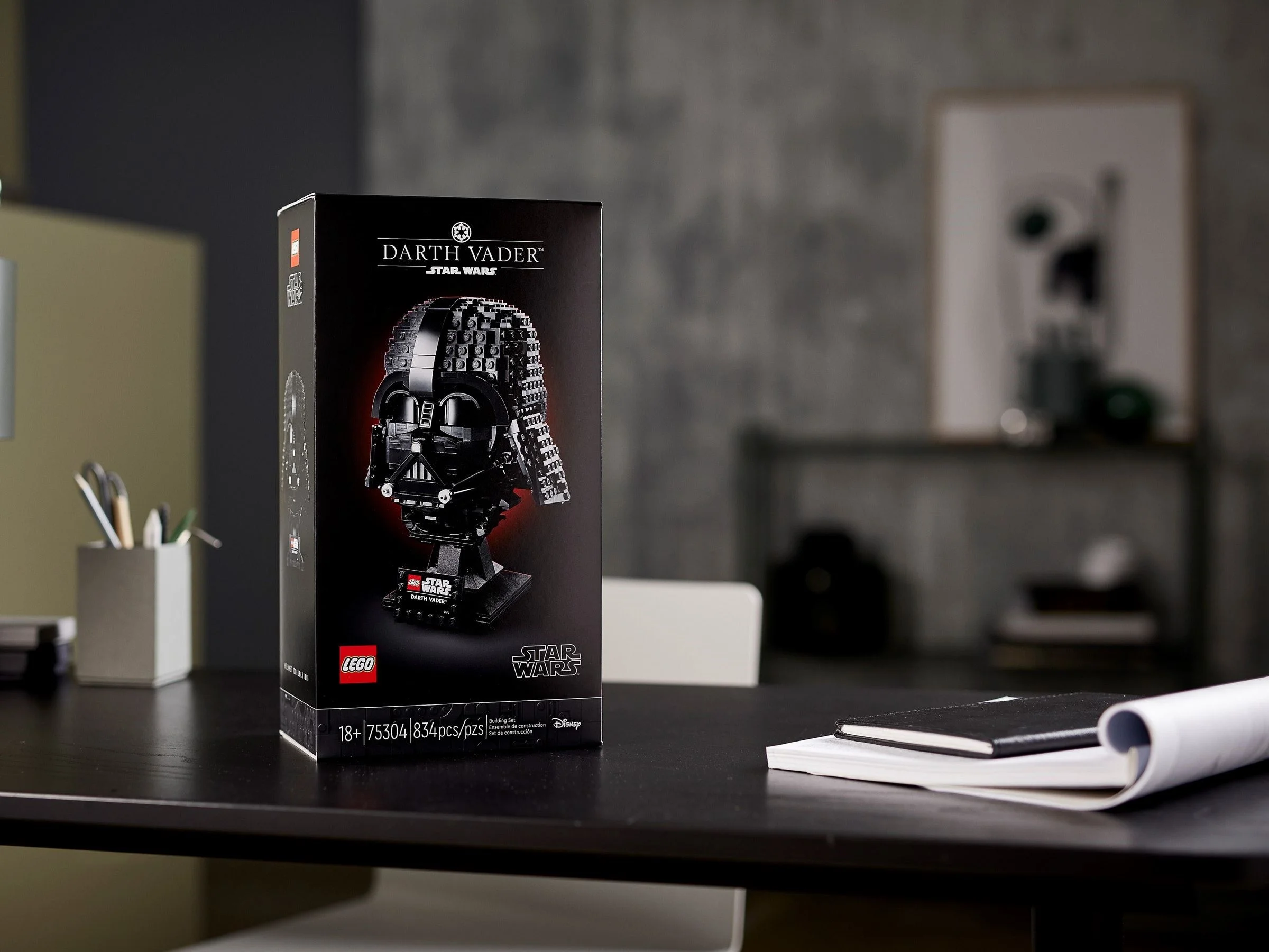 LEGO® 75304 Hełm Dartha Vadera - zdjęcie 14