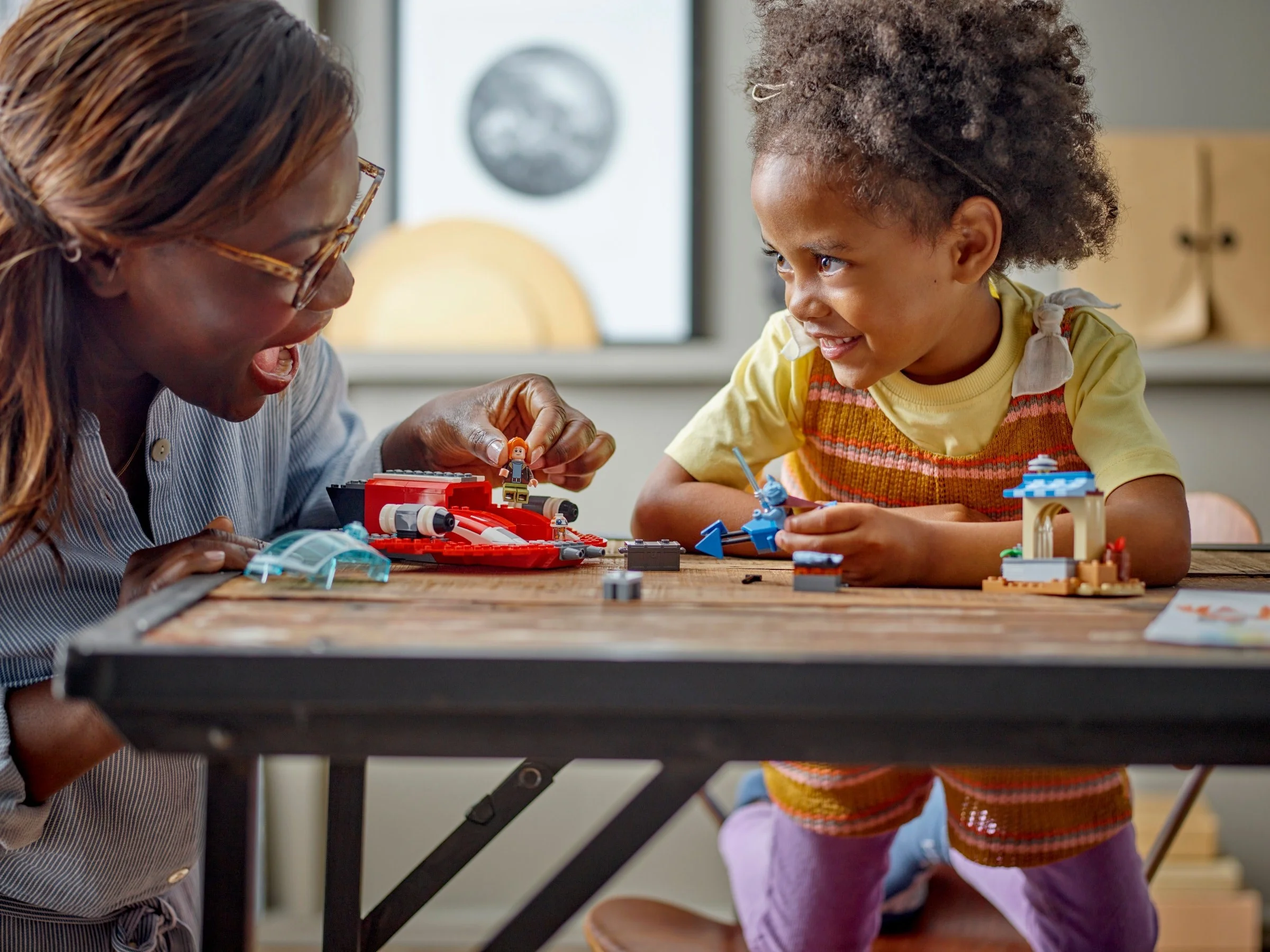 LEGO® 75384 Karmazynowy Jastrząb - zdjęcie 7