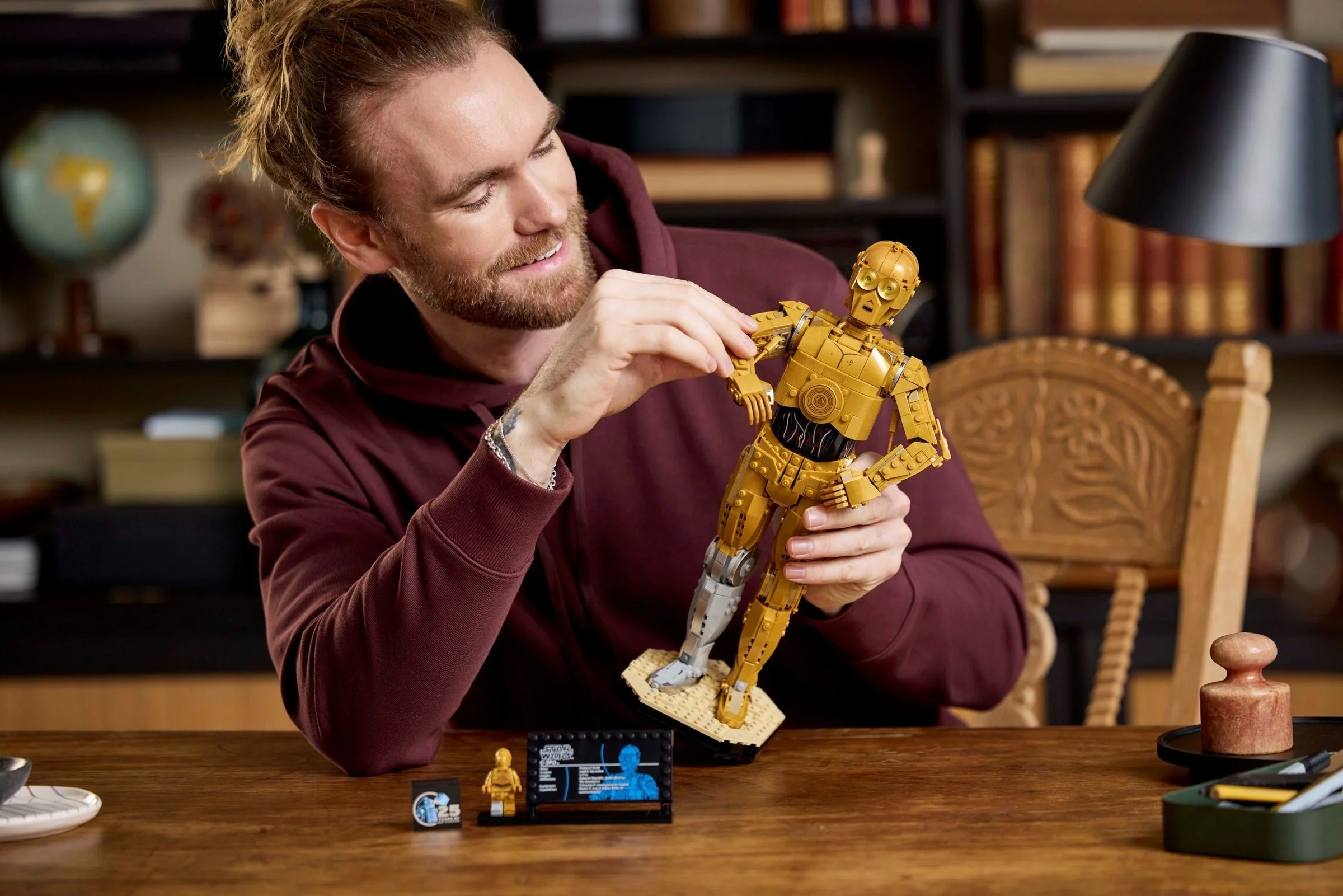 LEGO® 75398 C-3PO - zdjęcie 5